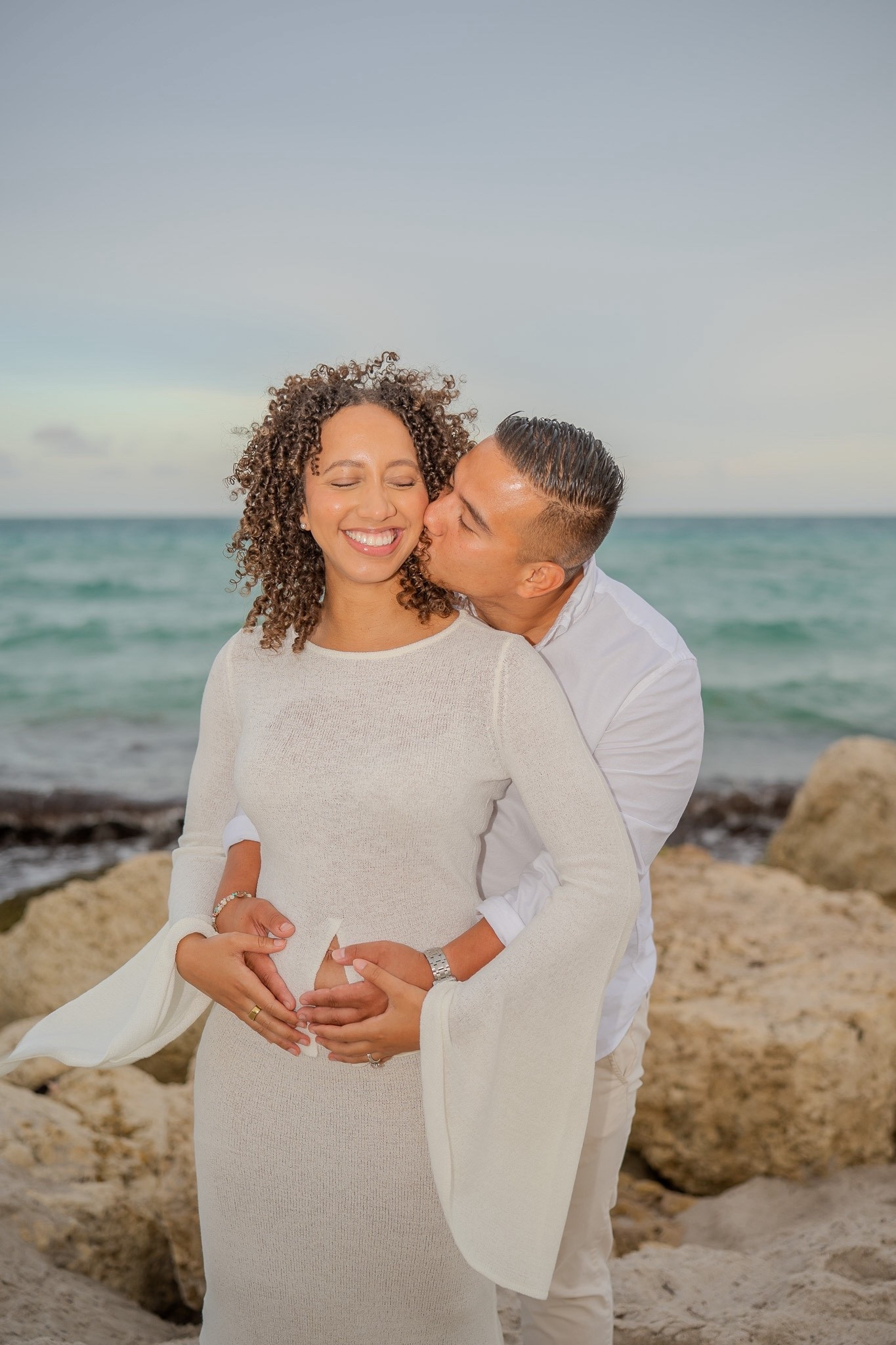 Pregnancy Announcement Photoshoot🤍✨🤰🏽 #bumpfriendly