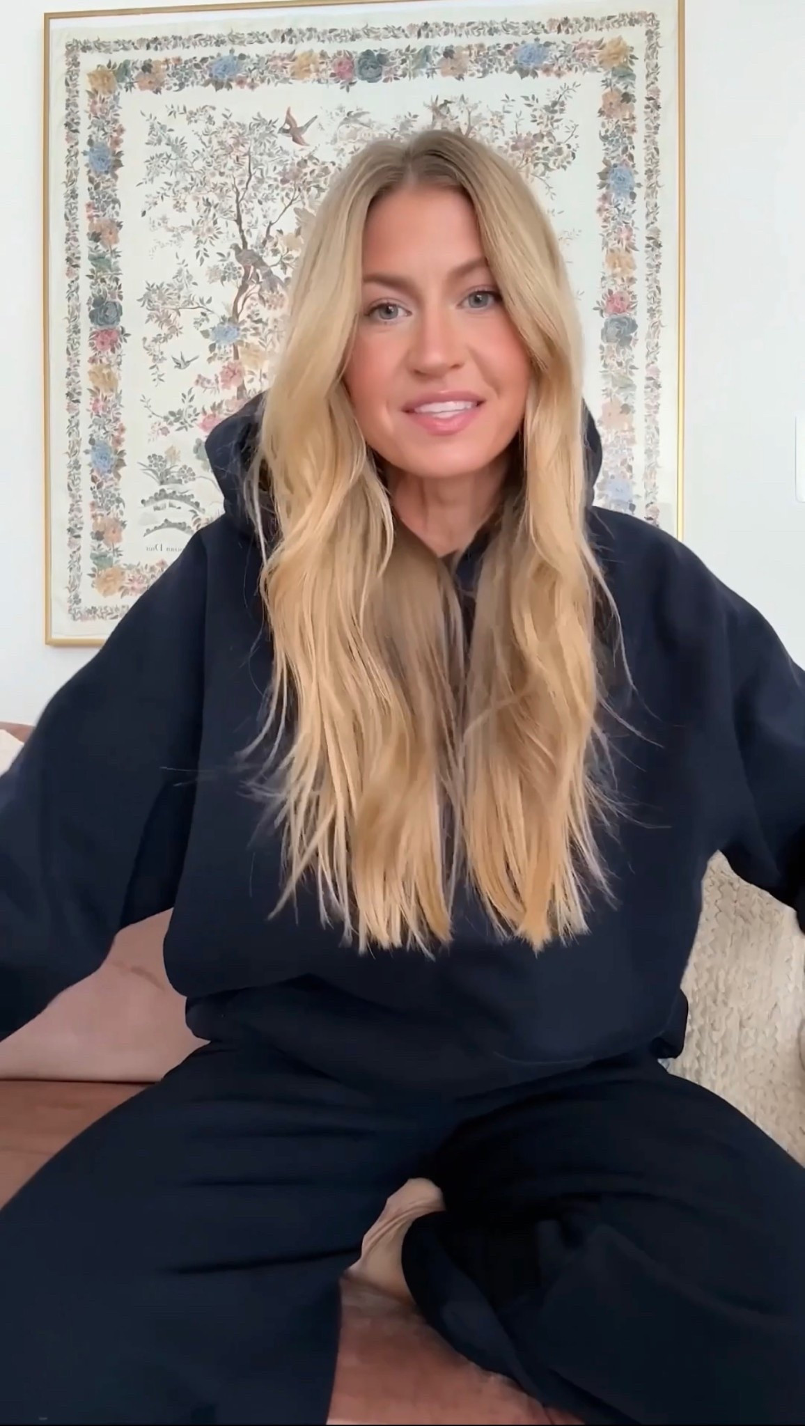 Only a couple more days left to get my favorite sweat set on sale! 
Top: wearing size small
Bottoms: wearing size small

#LTKBeauty #LTKSeasonal