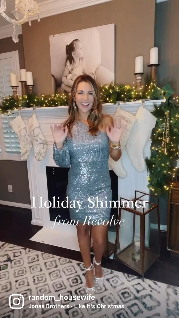 Revolve is 20% off sitewide today with code cyber20! All run TTS

#LTKCyberweek #LTKsalealert #LTKSeasonal