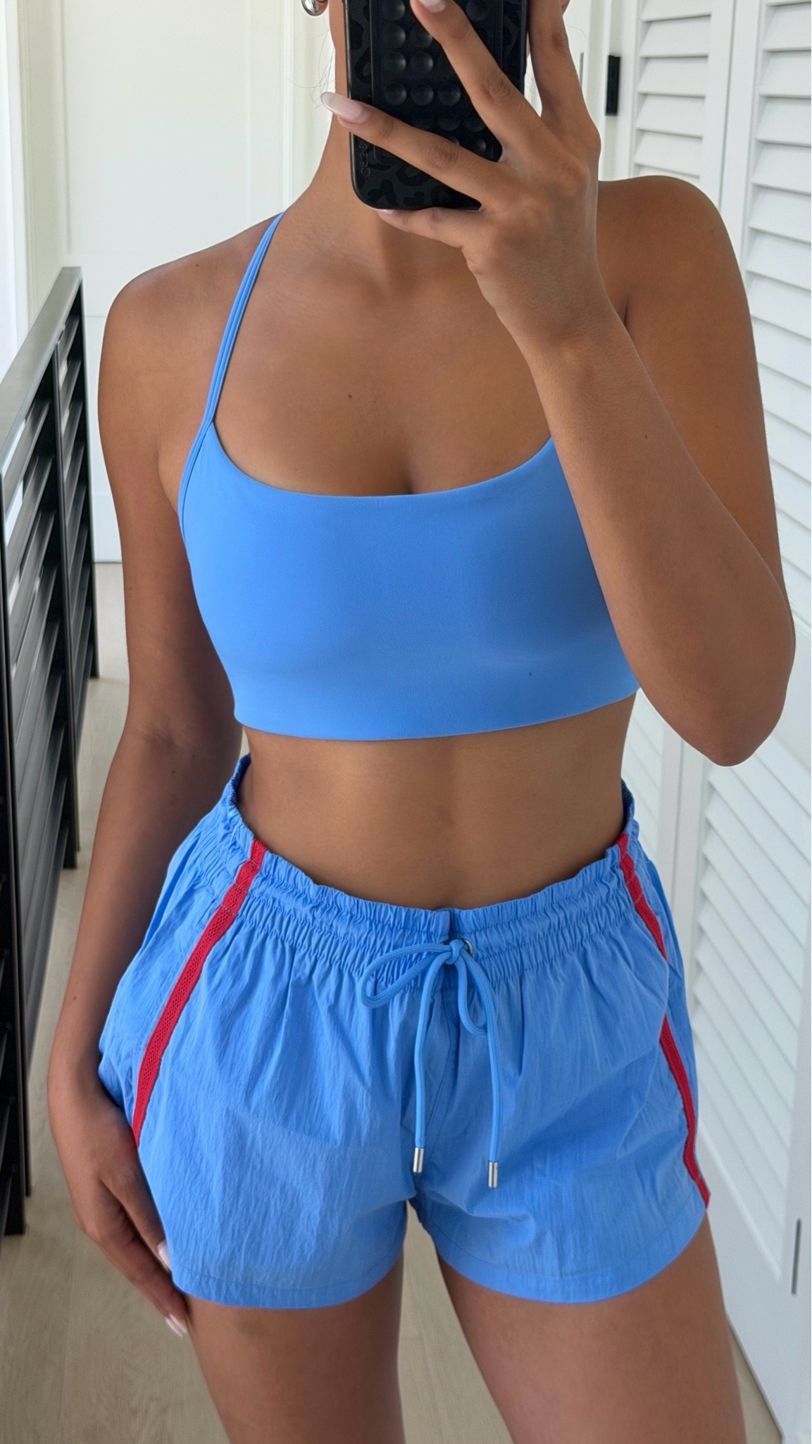 Blue & red casual Gap workout set

#LTKootd #LTKTall #LTKActive