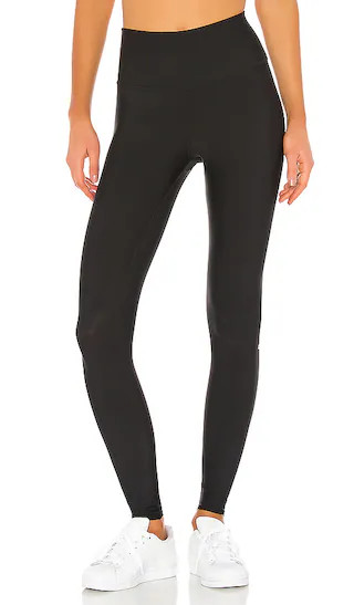 alo High Waist Airlift Legging in Black. - size XL | Revolve Clothing (Global)