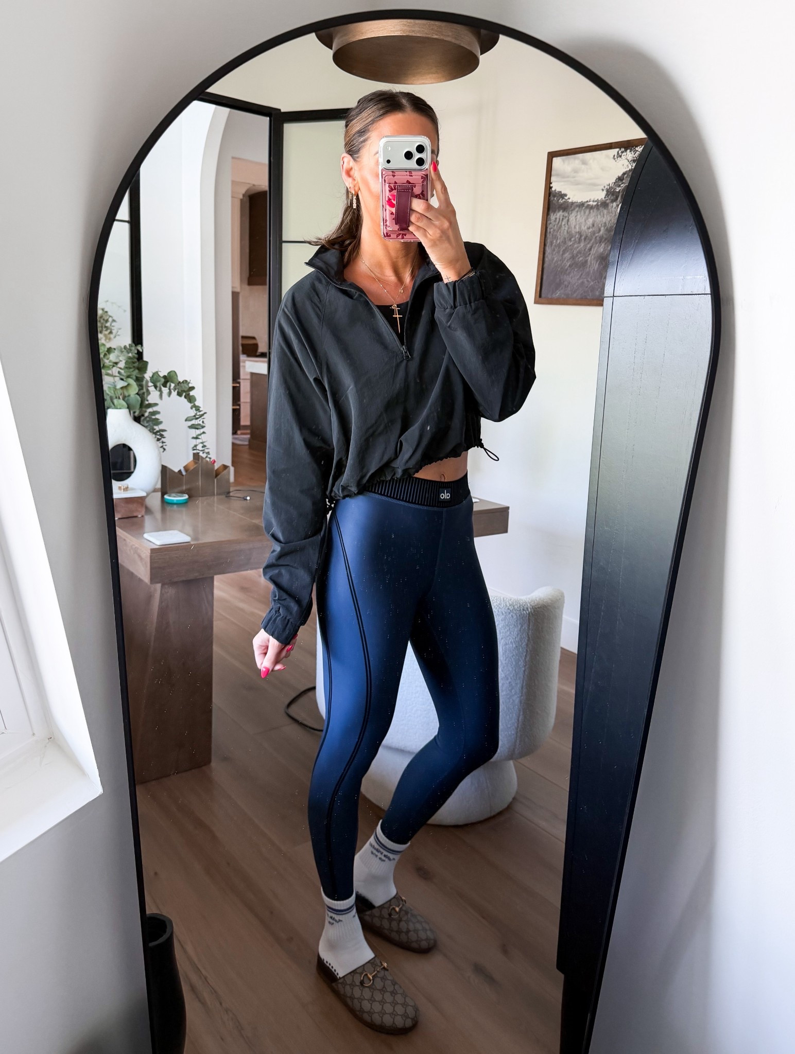 Sports bra-small
1/2 zip pullover-medium 
Leggings-small
Mules-37.5

#LTKfitnessgoals #LTKActive #LTKootd