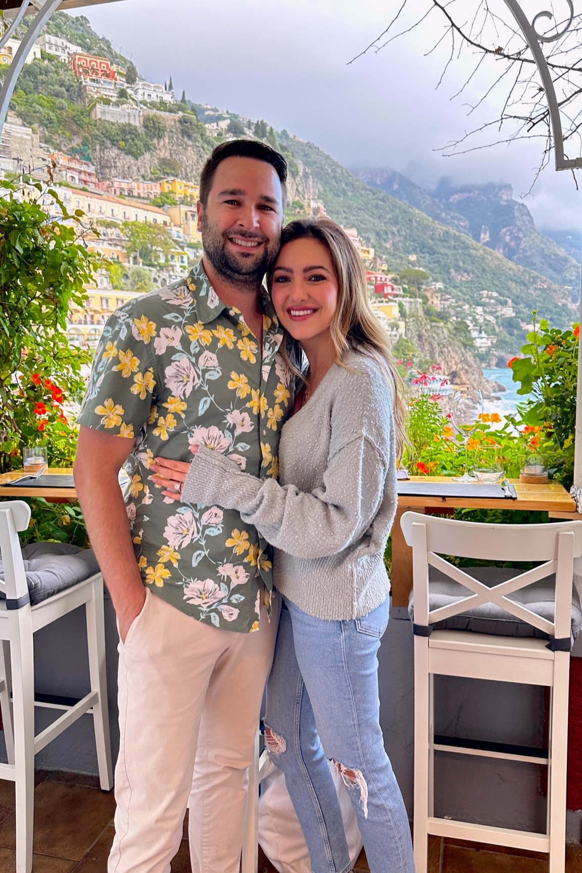 The perfect sweater to throw on top of every outfit! Need it in every color 🙌🏼 

#LTKSeasonal #LTKtravel