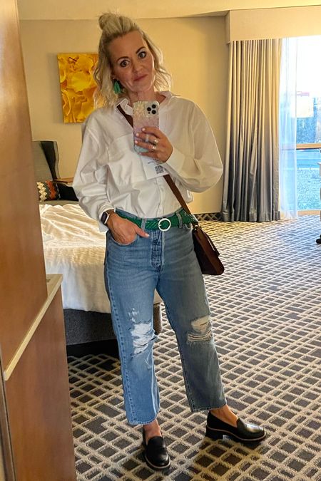 Outfit of Day one at the Dallas Market center!
Comfy loafers, wide leg jeans, leather crossbody bag, and a boyfriend blouse, I topped it off with a green baraided belt and earrings for a pop of color.
I’m really loving green right now, in anything !