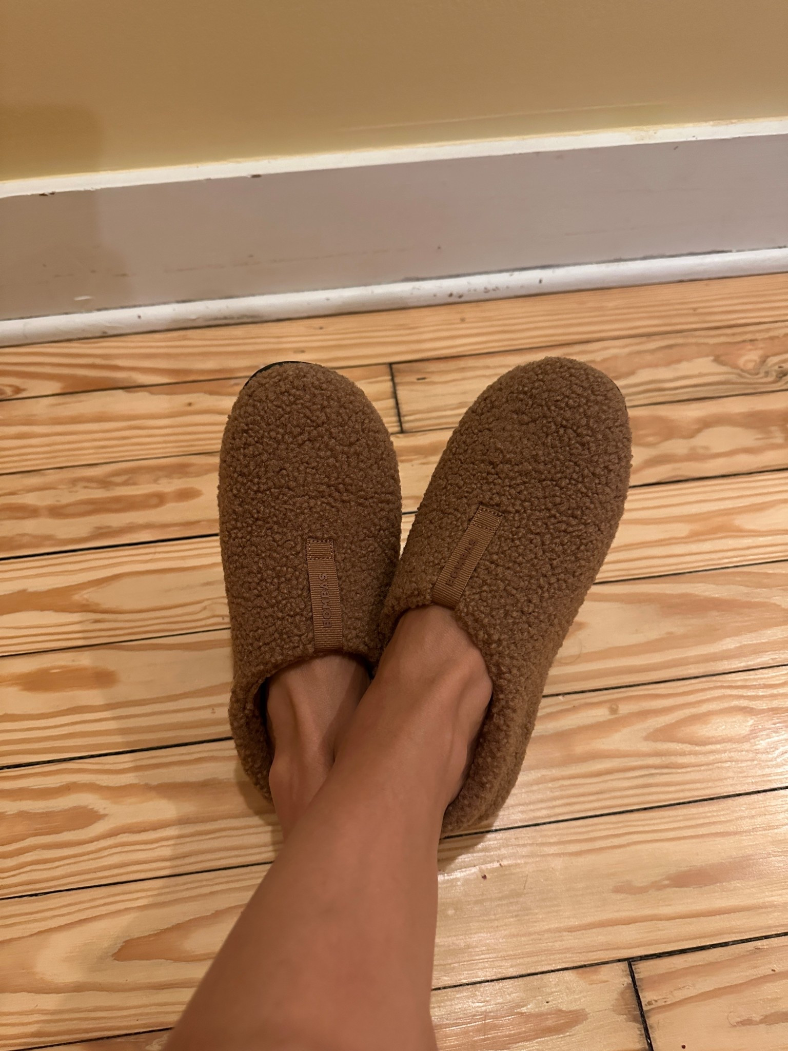 Loving my cozy new Bomba slippers as we step into cozy season 🍁 

#LTKOver40 #LTKHome #LTKSeasonal