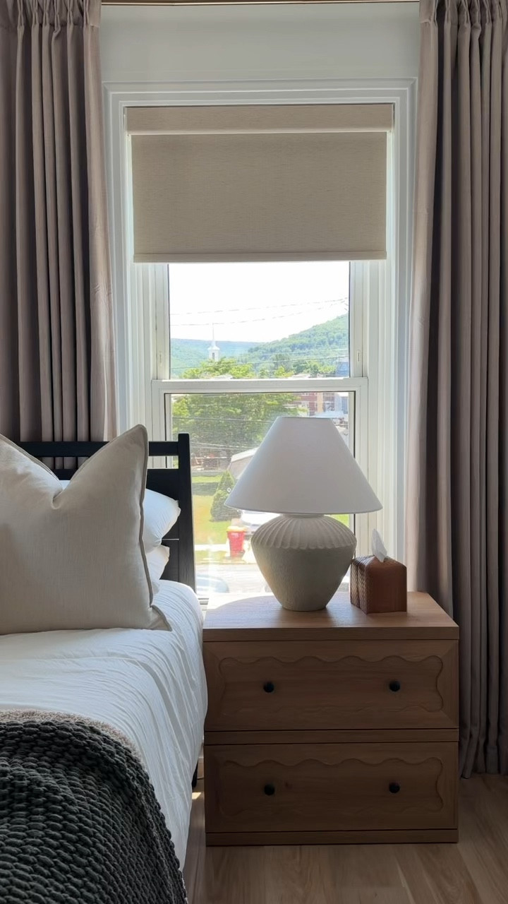 I love Threshold designed with Studio McGee’s new tan table lamp! It IS worth the money!

#Targethome
#Threshold
#StudioMcGee