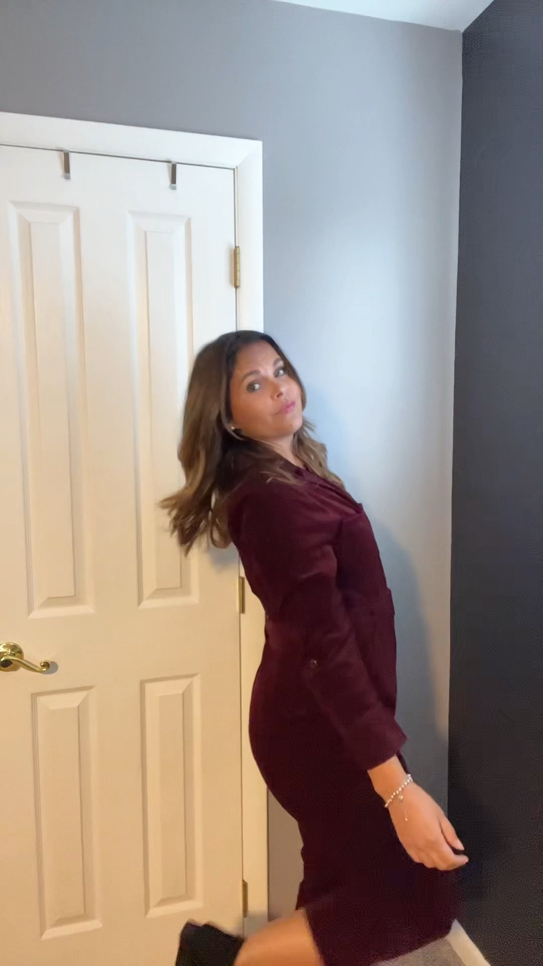 Early holiday sparkle? Don’t mind if I do ✨🎄 Styling my @uniquevintage favorites for every winter vibe — from cozy mornings to party nights. Each piece transitions perfectly from festive to everyday chic, and I’m so here for it 💃 #uniquevintage #christmascore 

#LTKHoliday #LTKWedding #LTKWorkwear