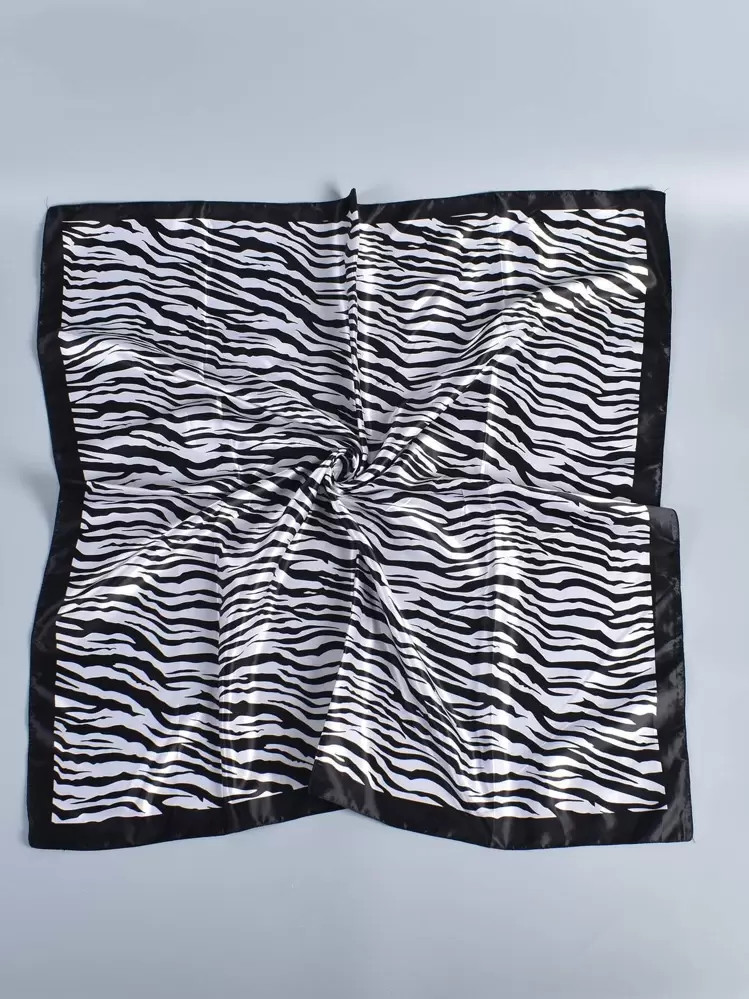 1pc Zebra Striped Print Bandana Women Big Square Scarf Bandana,Hair Band,Head Band Ideal For Dressing Up Your Look | SHEIN