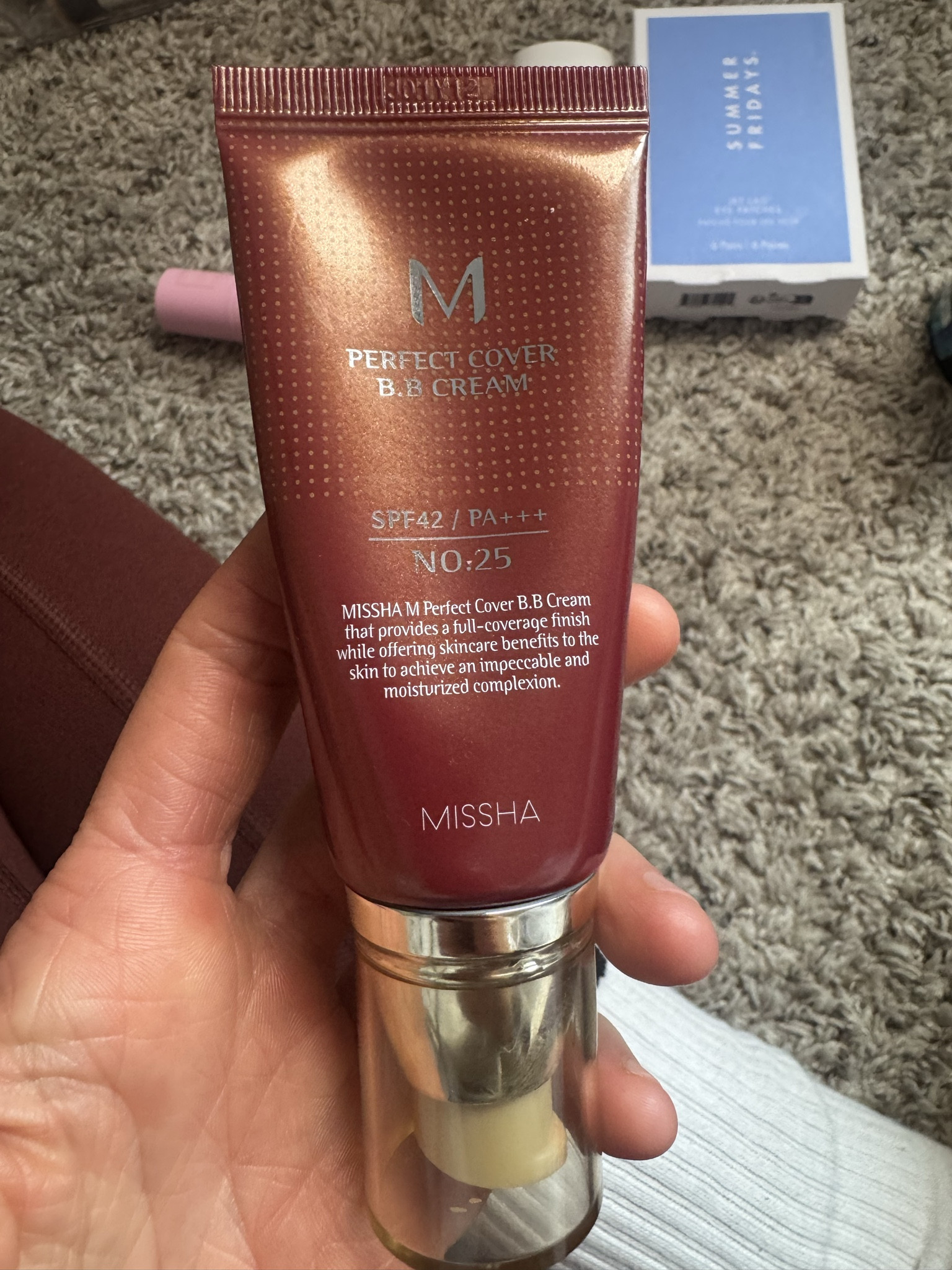 When I want coverage but still look natural, I reach for MISSHA M Perfect Cover BB Cream in No.25. It blends so easily and sits beautifully on my skin all day. 🤎