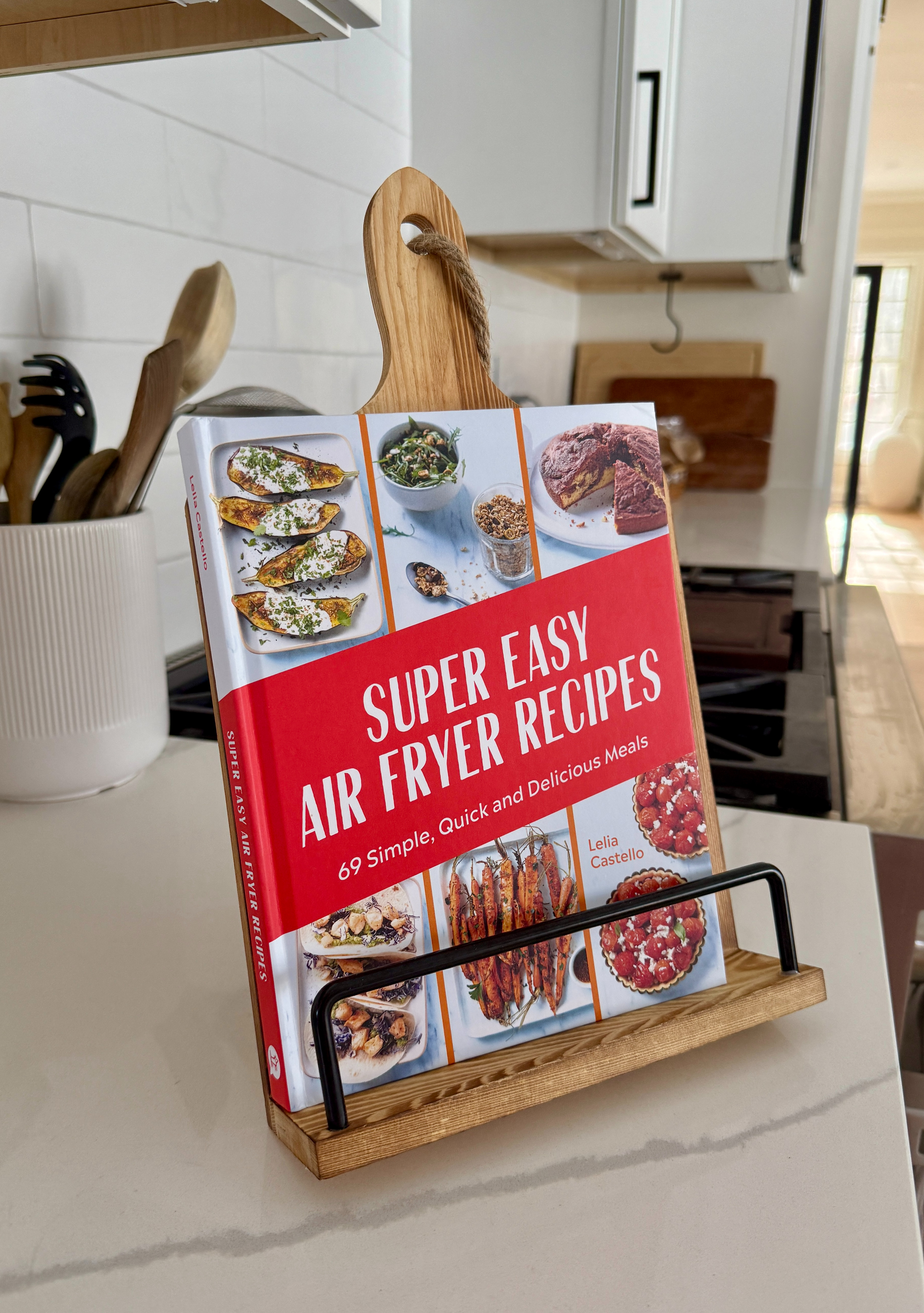 Air Fryer Recipe Book = My Weeknight Secret 🍗✨
If you own an air fryer, you need a good recipe book—and this one lives on my counter. So many easy, flavorful recipes that actually work, with simple ingredients and clear instructions. No guessing, no endless scrolling.

Perfect for busy days, quick dinners, and when you want something delicious without the mess. I love how it helps me get out of a cooking rut and use my air fryer way more often.

✔️ Beginner-friendly
✔️ Great variety of meals
✔️ Makes weeknight cooking effortless

#LTKkitchen #LTKhome #AirFryerRecipes #AirFryerMeals #KitchenMustHaves #EasyCooking #BusyMomMeals 

 #LTKdayinmylife #LTKfoodie #LTKHome