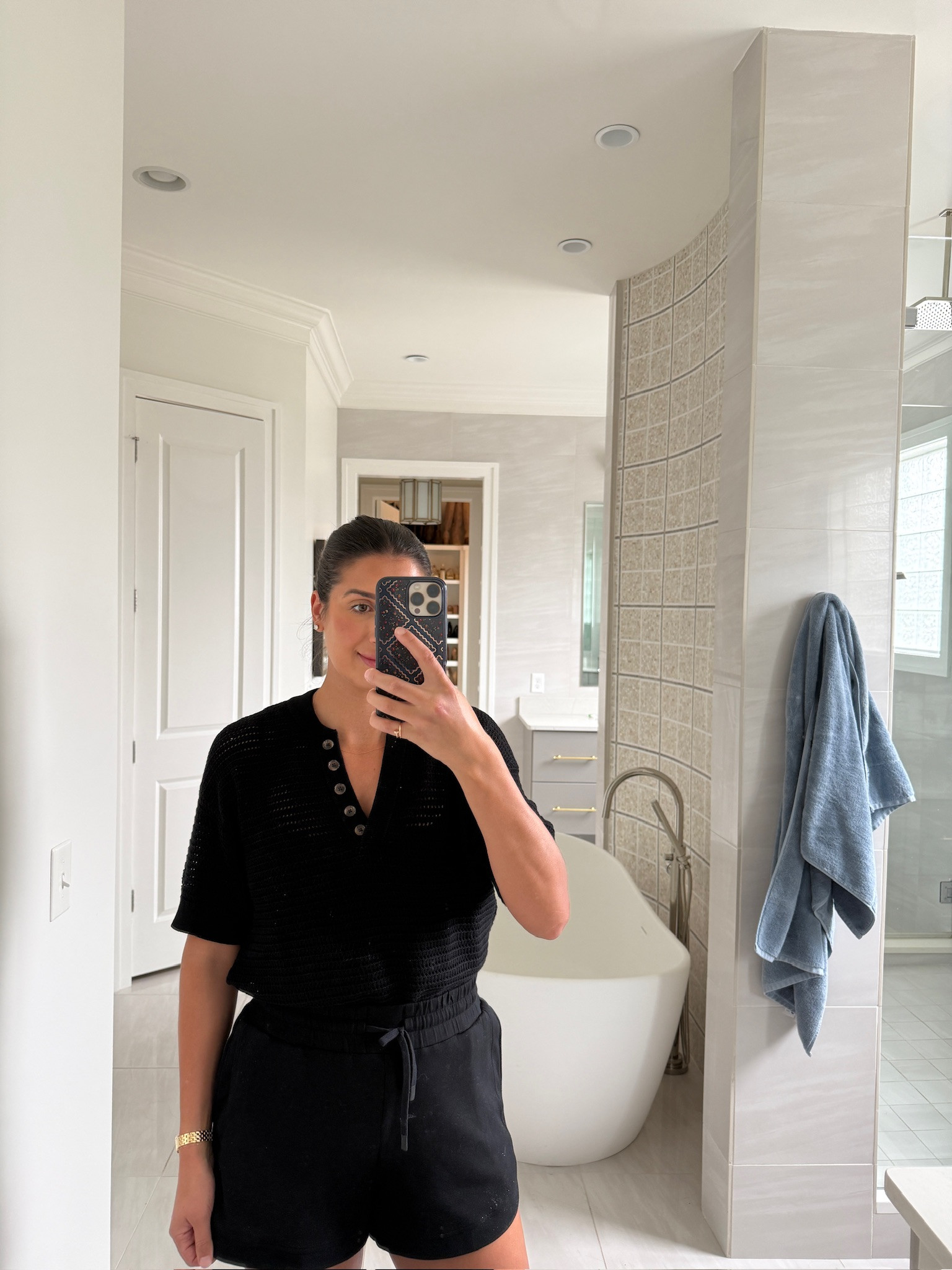 My go-to loungewear set perfect for errands or a beach vacay!!

loungewear, gym shorts, knit top, beach top, beach cover up outfit, vacay, Grace White 

 

#LTKSpringSale #LTKSeasonal #LTKSaleAlert