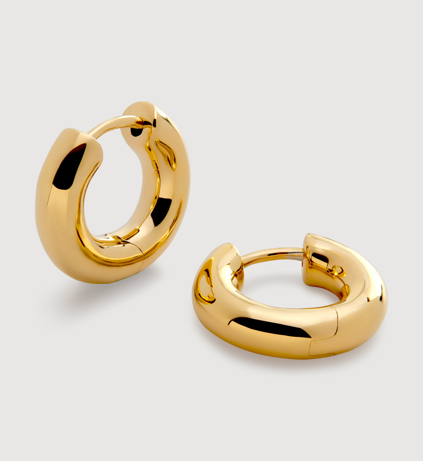Essential Click Huggie Earrings | Monica Vinader (Global)