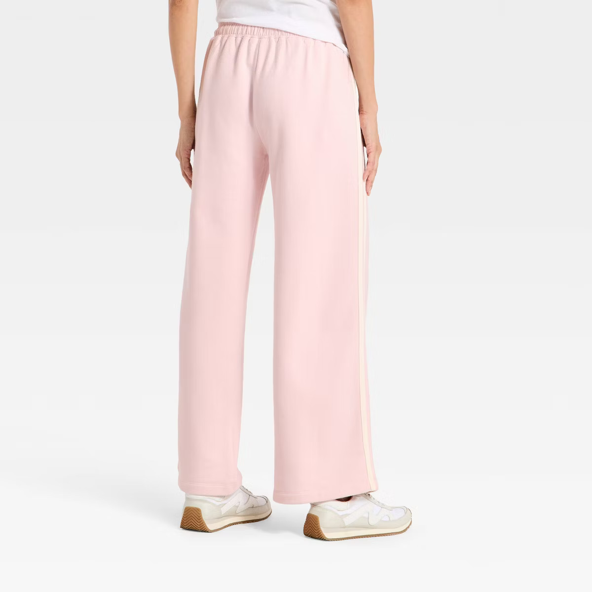 Women's Mid-Rise Straight Leg Track Sweatpants - Universal Thread™ | Target
