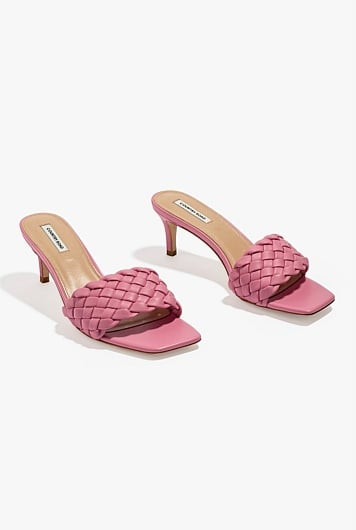 Talia Heel | Country Road (AU)