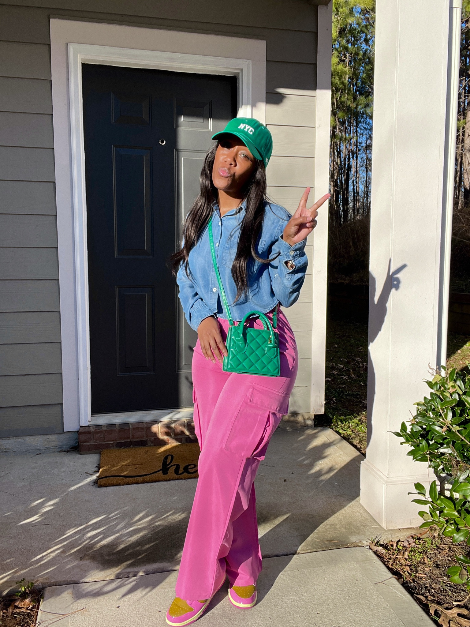 I’m wearing a green hat, chambray shirt, pink wide leg cargo pants, green crossbody bag with Nike dunk low Parris Goebel sneakers

#LTKStyleTip #LTKFindsUnder100 #LTKShoeCrush