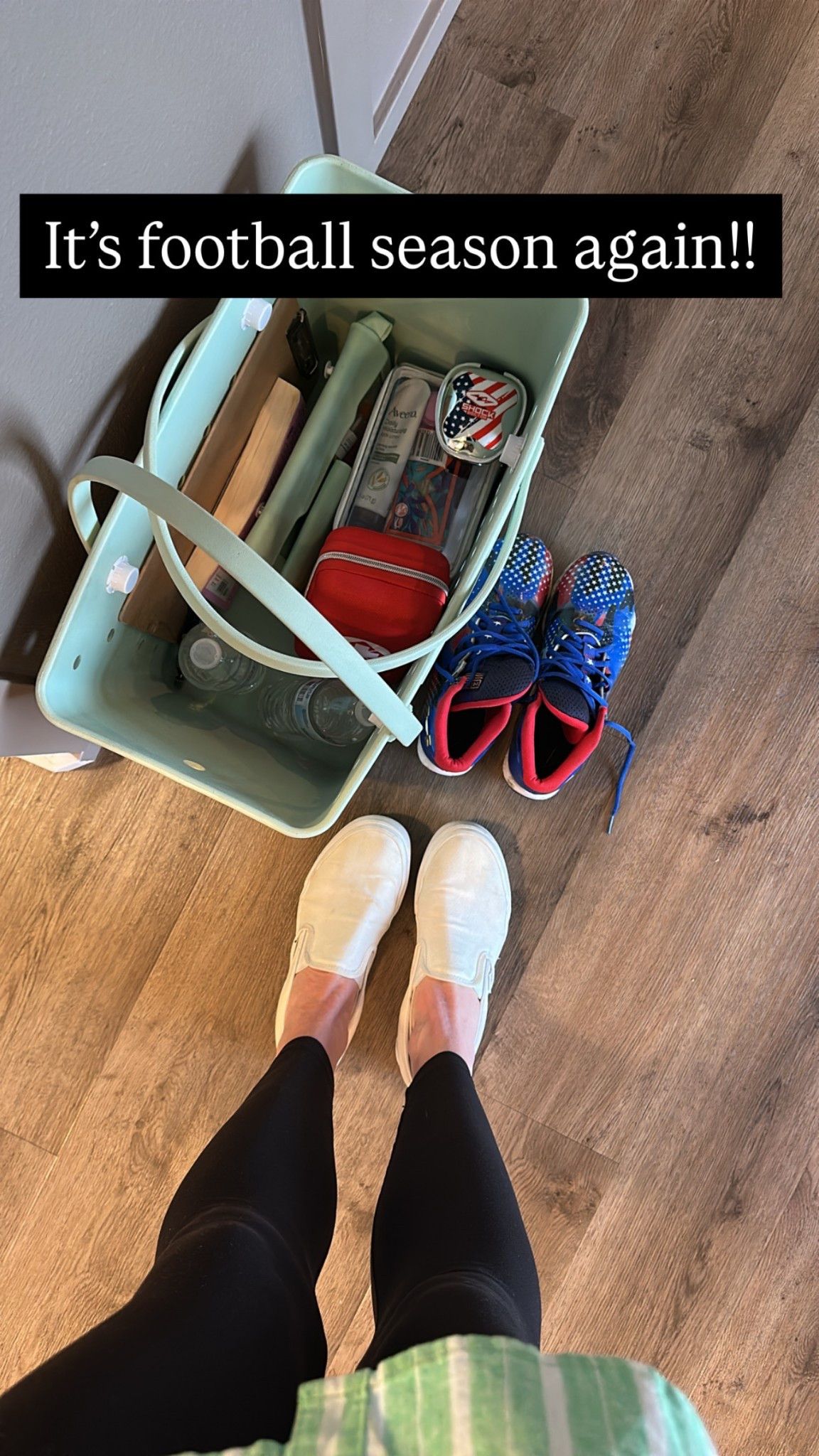 Sports mom bag, football, soccer, sports must haves 