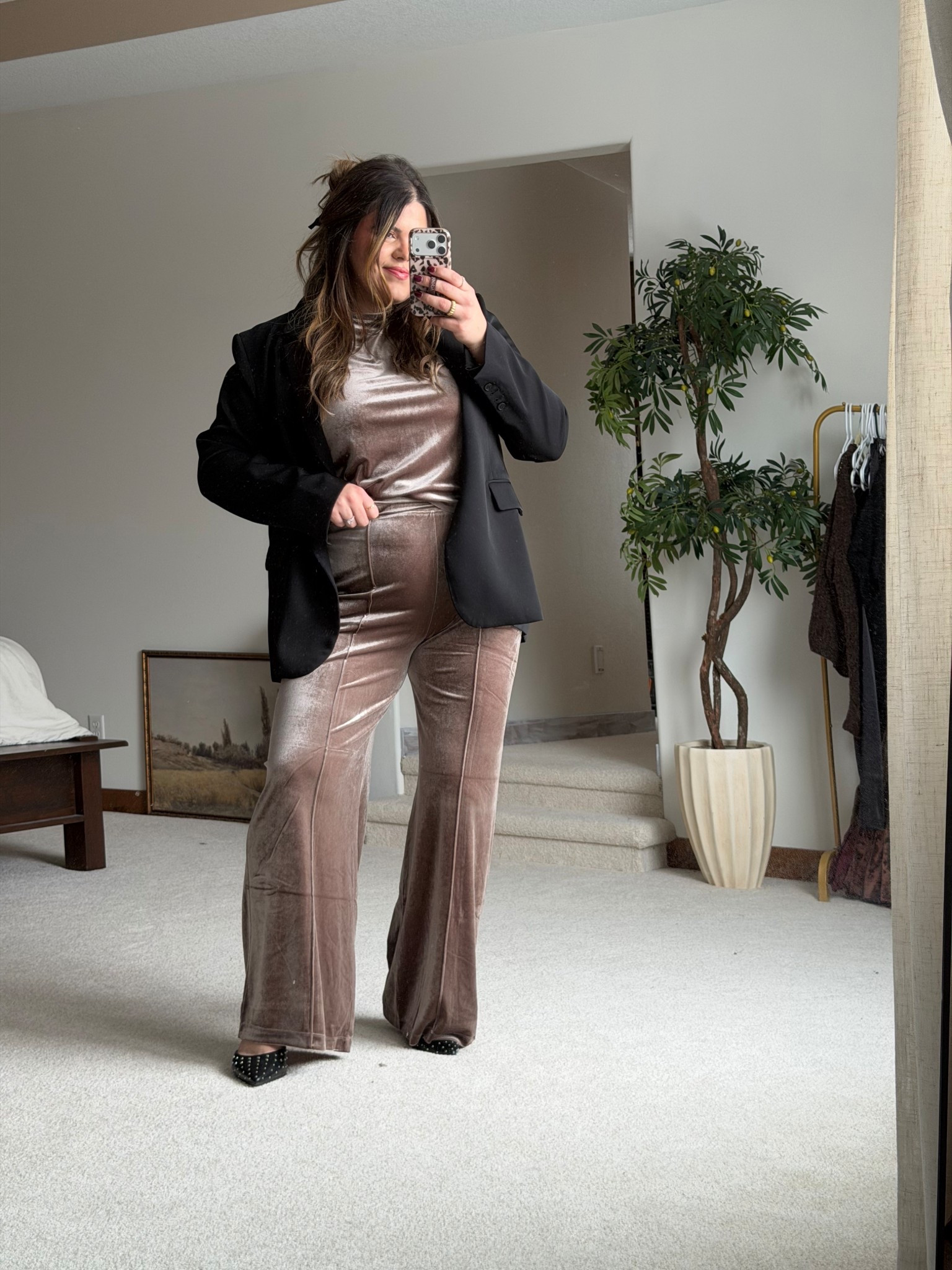 Midsize and thick tummy approved holiday outfit! 

Christmas outfit, holiday outfit, Christmas party, holiday party, winter wedding guest

#ltkmidsize #ltkgiftguide #ltkholiday