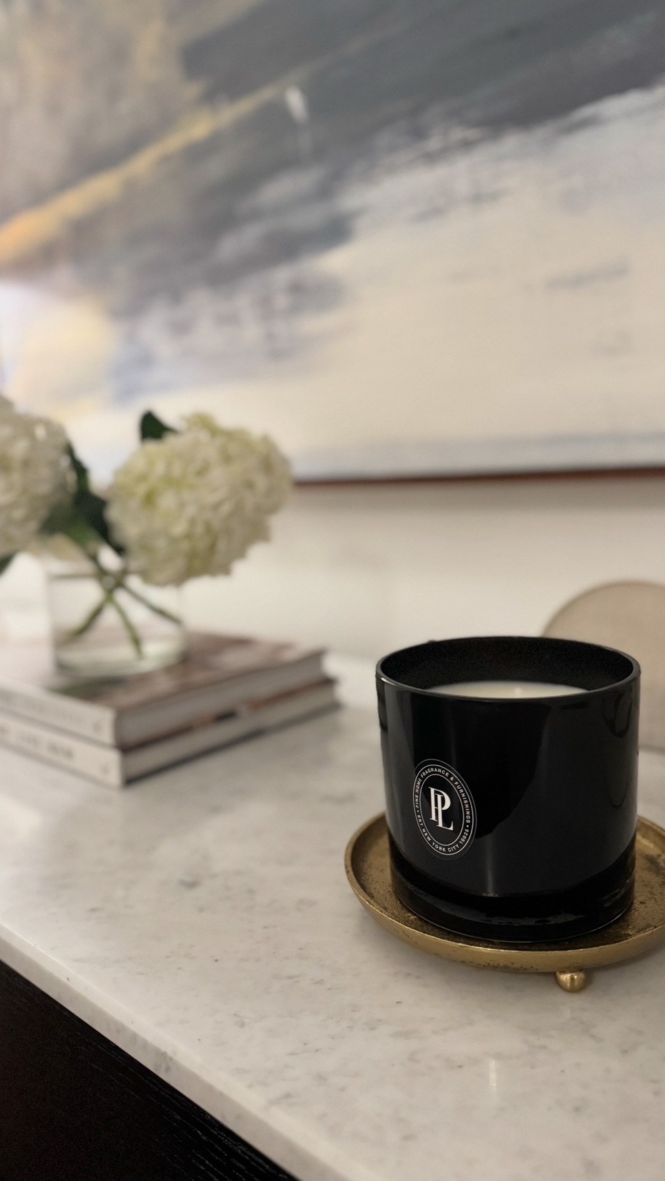 Preston Lane Terrace View Candle is one of the best smelling candles. It’s smells elevated but fresh. Highly recommend 🖤 

#candle #candles #homedecor #home #prestonlane 


#LTKStyleTip #LTKFindsUnder50 #LTKHome