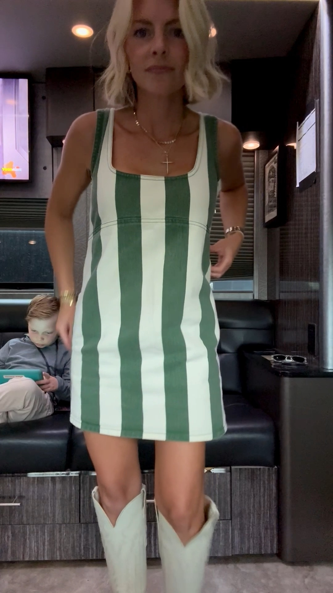 Wearing XS in dress💚

#LTKPetite