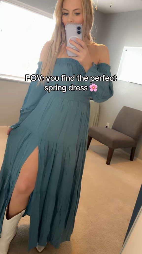 Boho maxi dress perfect for spring, summer, vacations. For reference I’m 5ft2 125lbs wearing size small 🌸

#LTKFestival #LTKootd #LTKPetite