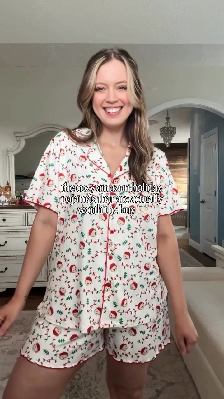 Comment HOLIDAY to shop these super cute ribbed holiday pj sets from Amazon that are on sale for Black Friday! ✨🙌🏻🎄 Grab them now at an amazing price!! 

Follow @maciejade for more Amazon fashion finds! 🫶🏻 

holiday pajamas | pajamas sets | christmas pajamas | amazon pajamas | amazon fashion | midsize style | midsize fashion