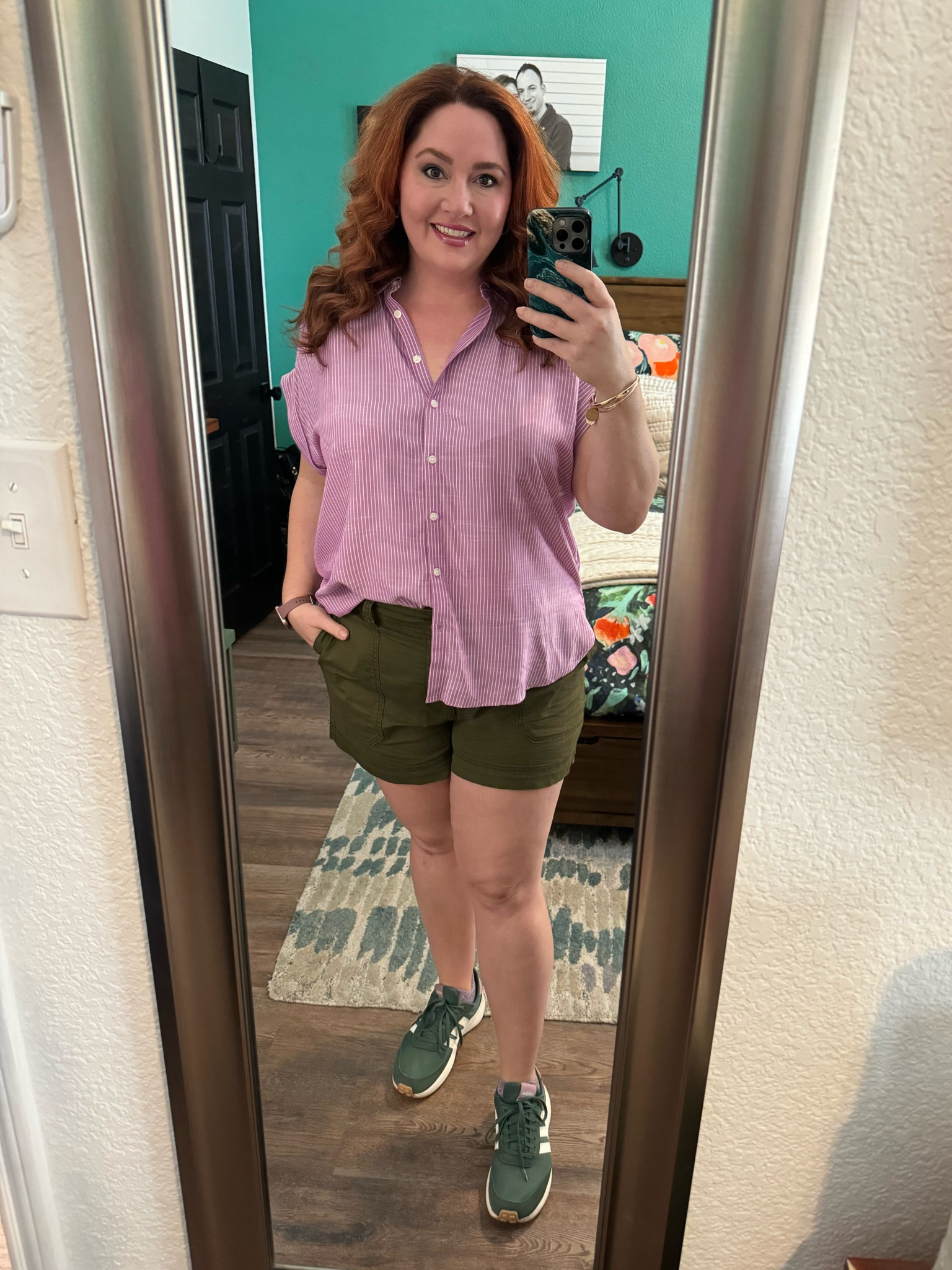 Listen. Some days are casual. And busy. So comfort is key! Love these colors together. 

#LTKSeasonal #LTKmidsize #LTKstyletip