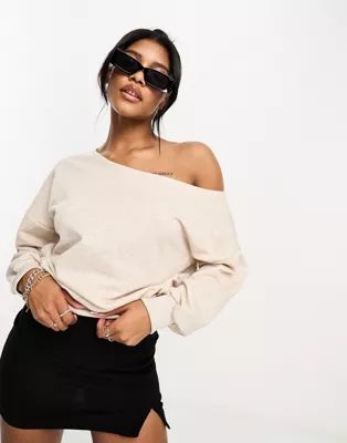 ASOS DESIGN - Oversized asymmetrisch sweatshirt in lichtbeige | ASOS (Global)