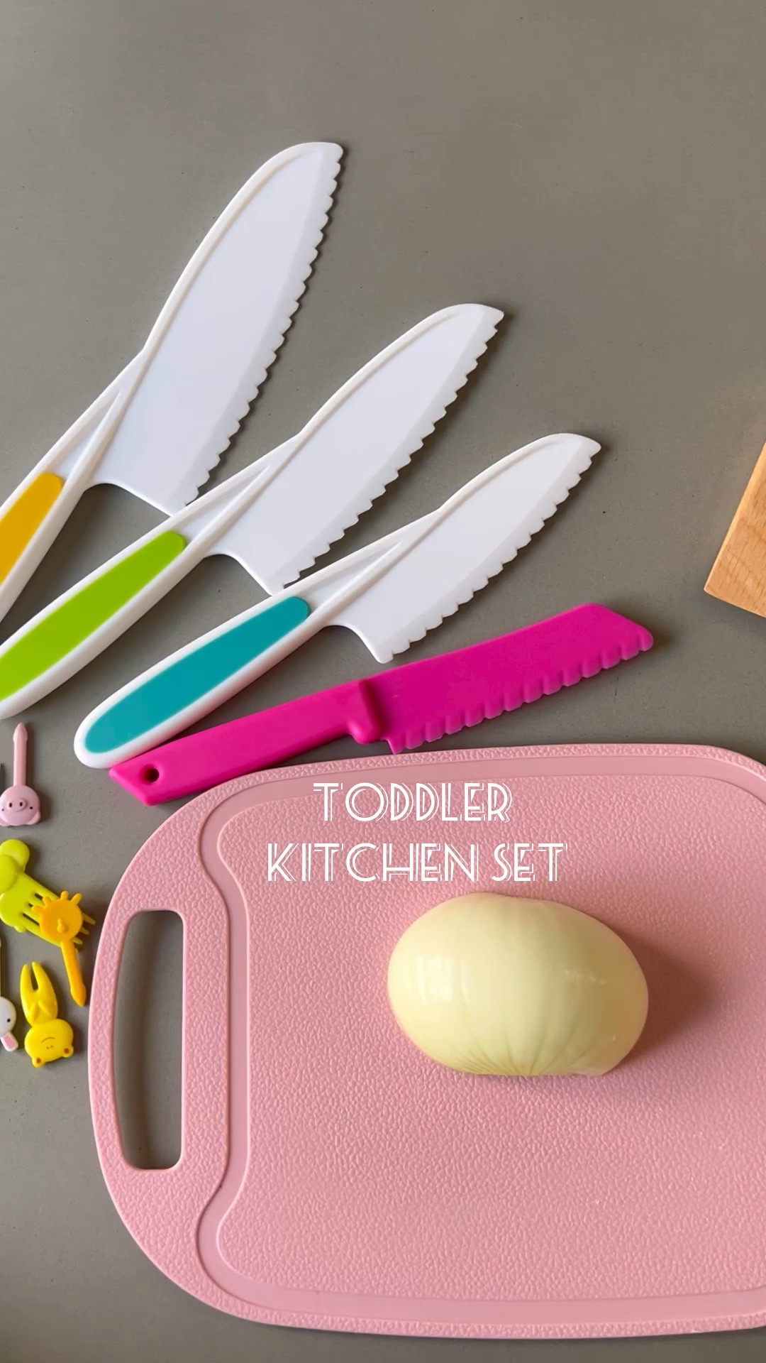 Toddler gift idea, kids kitchen set, amazon finds, amazon kids

#LTKkids #LTKCyberWeek #LTKfamily