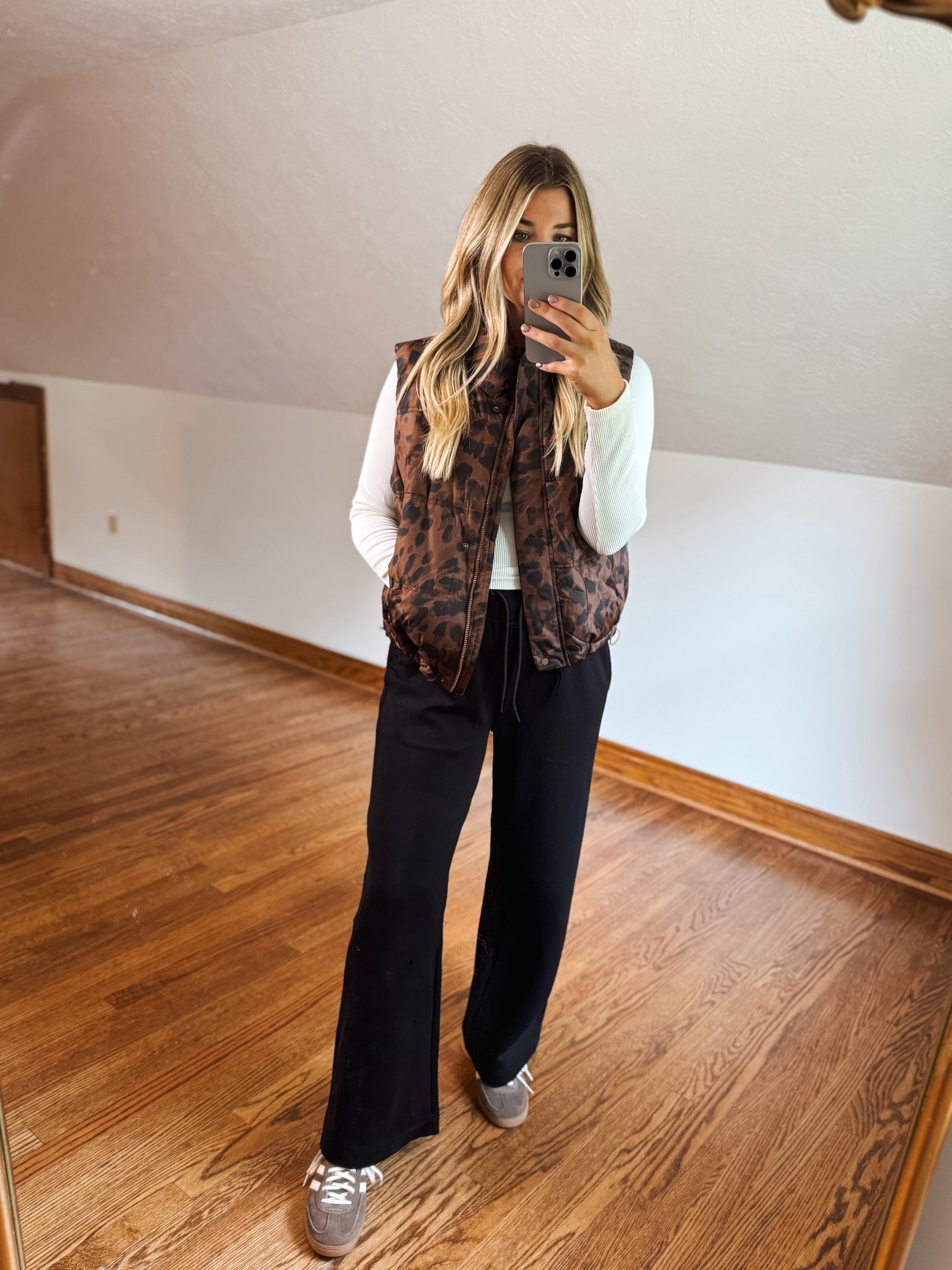 This vest is so fun and the perfect layering piece. Wearing a size M for reference I’m 5’8” and it runs TTS. 



#LTKTall #LTKSeasonal #LTKStyleTip