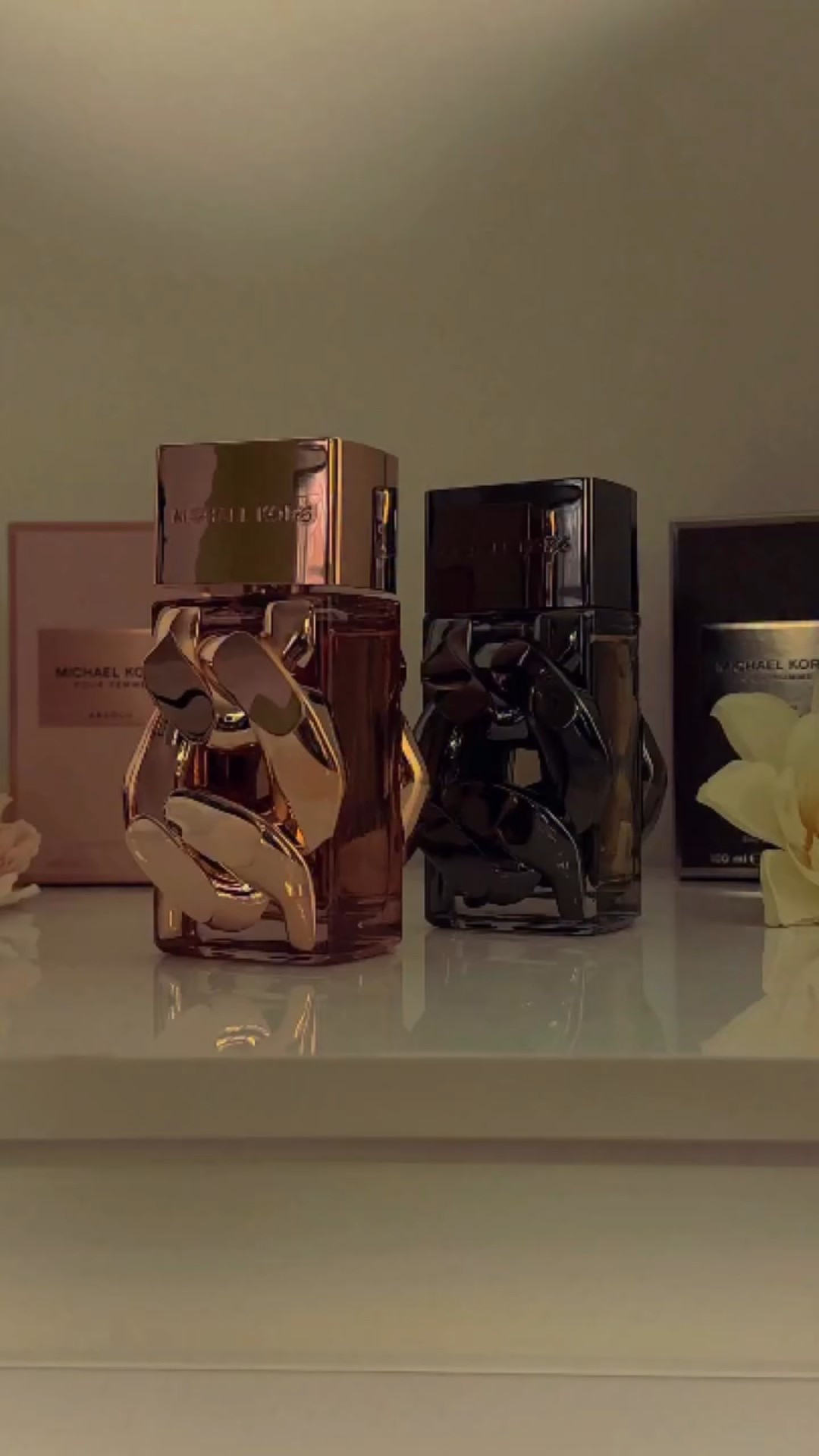 him and here fragrance layering 
@michaelkors pour femme absolu & pour homme absolu

Not all him and her fragrances pair well together but this perfume combo won’t disappoint and can be found at @macys . We have all missed our partners scent and their lingering smell becomes an intimate moment that brings you closer when they return.

#perfumeforher #michaelkorspourfemmeabsolu #michaelkorsparfums #michaelkors #perfumecombos #fragrancelayering #michaelkorspourhommeabsolu #beautycreator #ugccreator #latinacontentcreator #ad