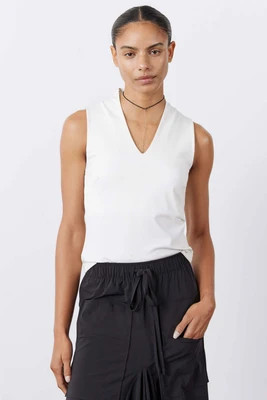 The Sculpted Tank | Ruti