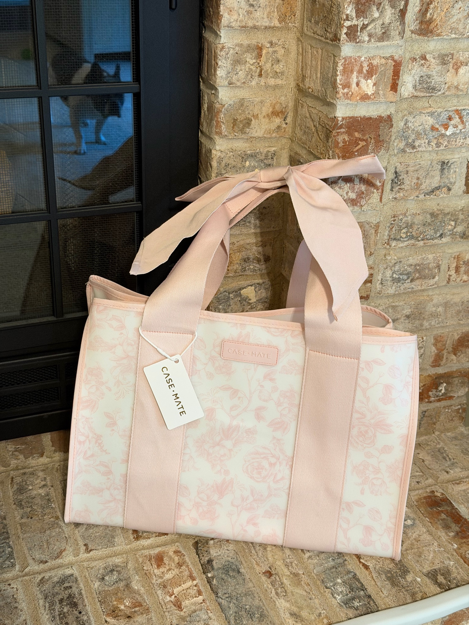 The cutest everyday tote 🎀 This Case-Mate jelly tote with the bow handle is the perfect bag for pool days, the beach, errands, or carrying all your summer essentials. It’s lightweight, easy to clean, and adds the sweetest feminine touch to any outfit. Linking this adorable find in my LTK! ✨

#LTKStyle #JellyTote #CaseMate #BowTrend #SummerAccessories #BeachBag #PoolBag #CuteAccessories #EverydayBag #GirlyStyle #VacationEssentials #LTKFinds #SummerStyle #AccessoryFind #TrendingAccessories