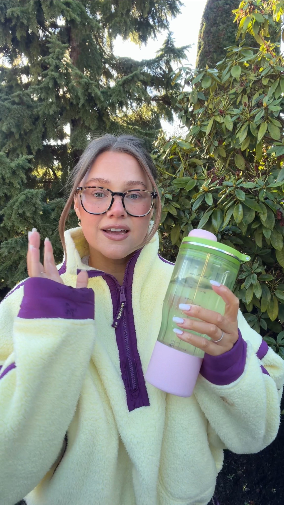 Obsessed with this ninja blender it’s a water bottle and blender in one. So clever and cute! Fave fleece zip up from free people movement it’s true to size M soft and washes well. Legging size 8 25” inseam I’m 5’ 5” 

#ninja #blendboss #freepeoplemovement #bresheppard #dayinmylife #morningroutine 

#LTKfoodie #LTKdayinmylife