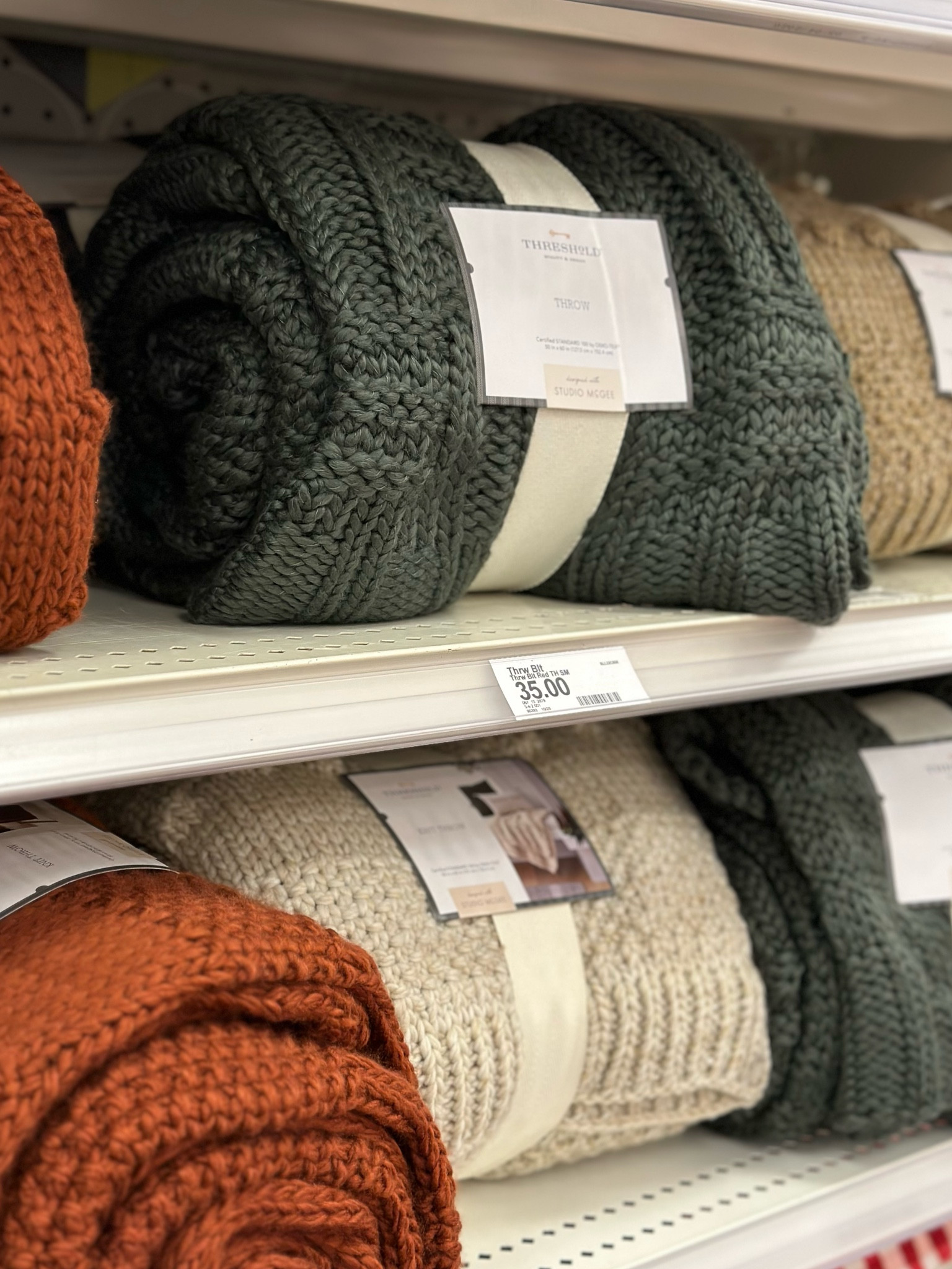 All I want for Christmas is this green blanket!

I love this basket weave, and am obsessed with all of the colors available. #christmas #throwblanket # giftgiving #giftidea

#LTKHoliday #LTKSeasonal #LTKunder50