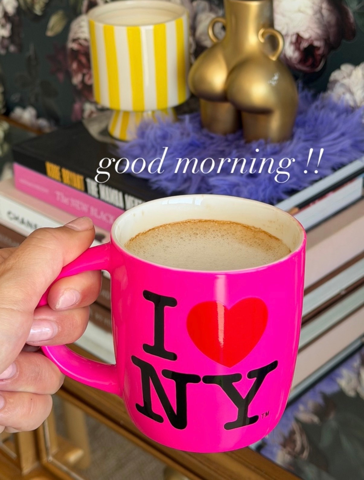 good morning !! ☀️☕️

#LTKgrwm #LTKHome #LTKmorningroutine