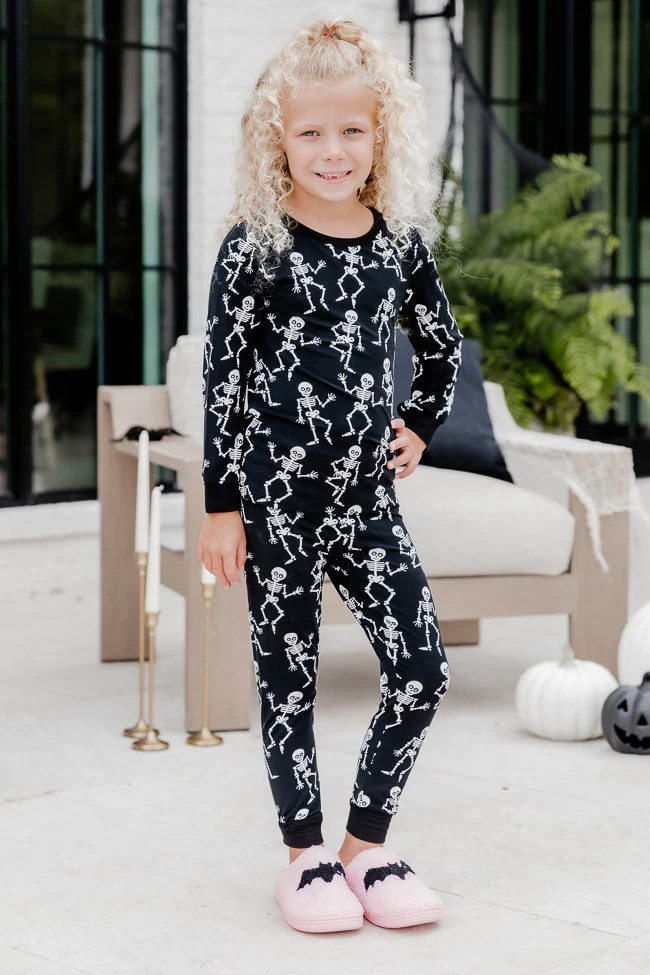 Kids Halloween Skeletons Pajama Set | Pink Lily