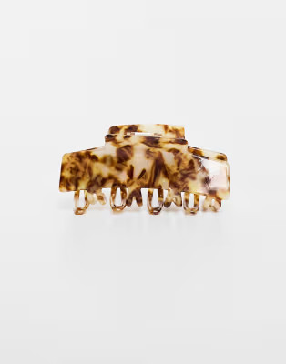 ASOS DESIGN hair clip claw with double prongs in pale tort | ASOS (Global)