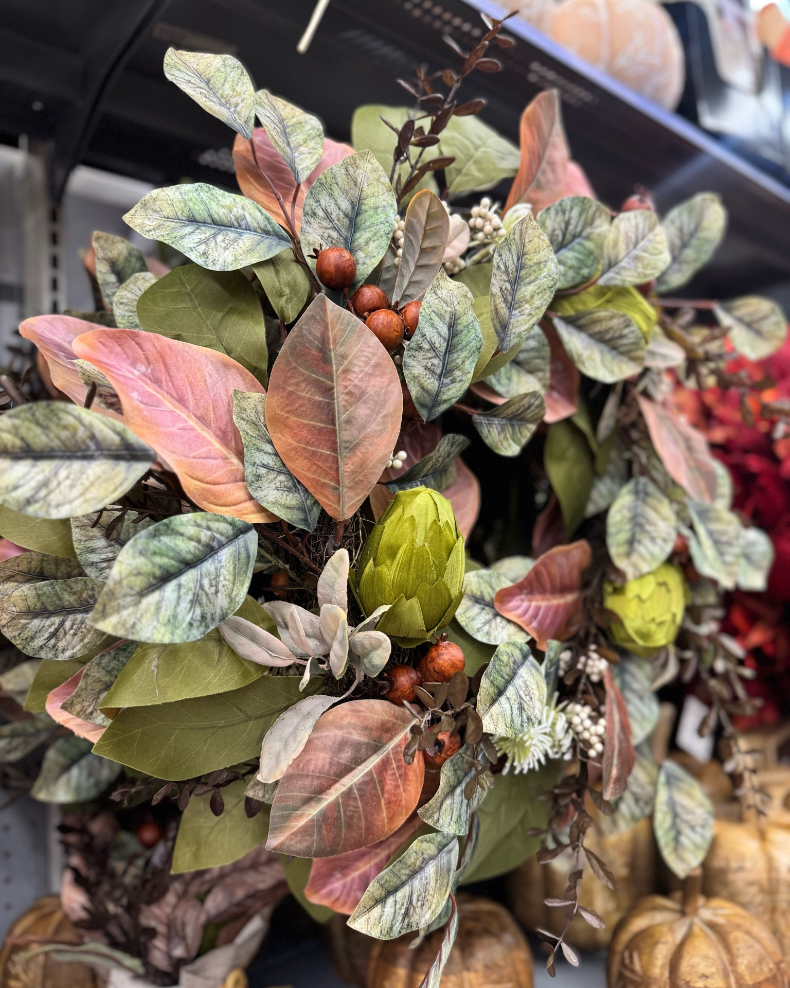 Walmart wreaths 🍂😍

Fall greenery, wreath, front porch decor, autumn, Walmart

#LTKSeasonal