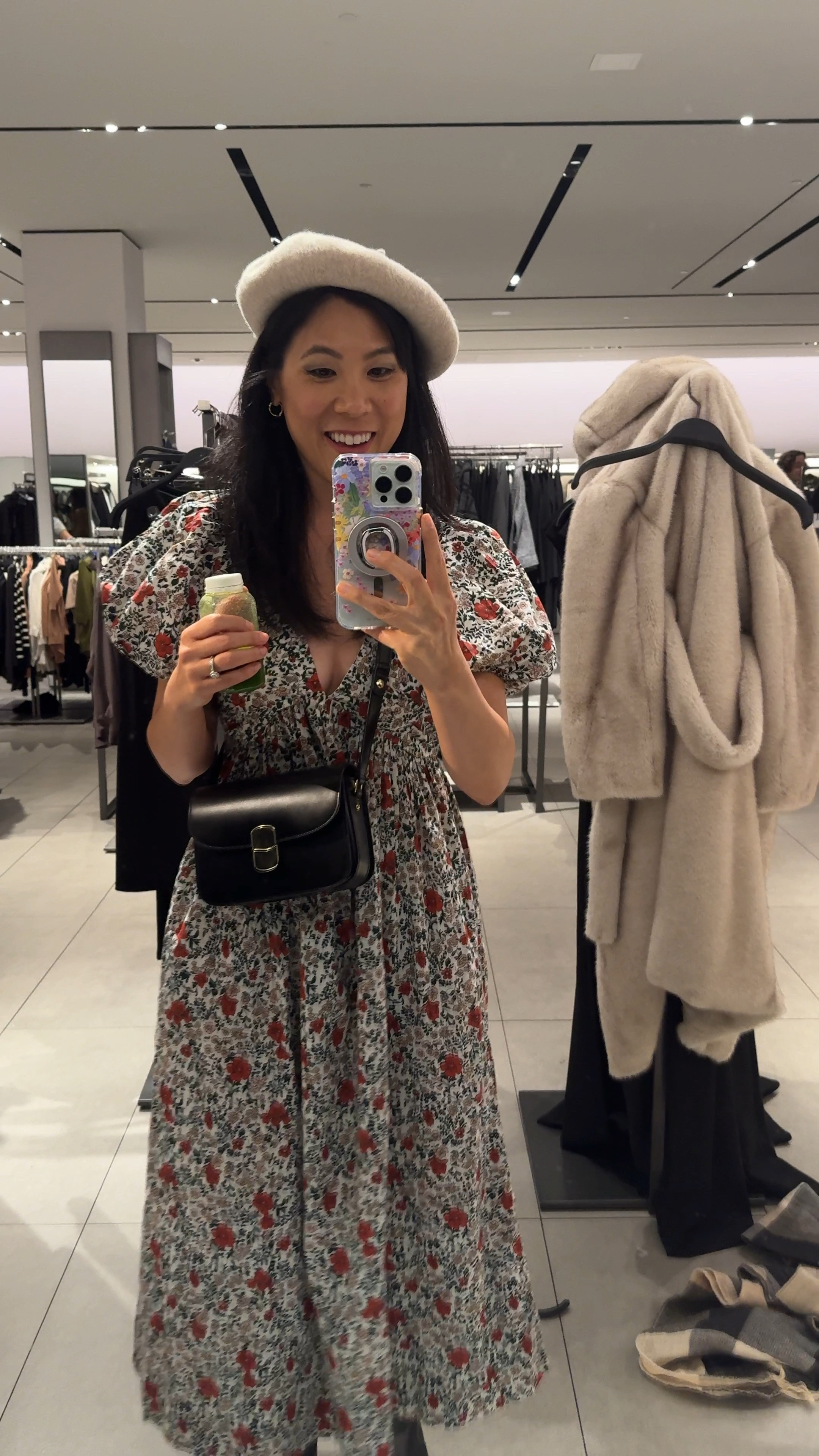 Do we like the beret? 

#LTKVideo #LTKfindsunder50