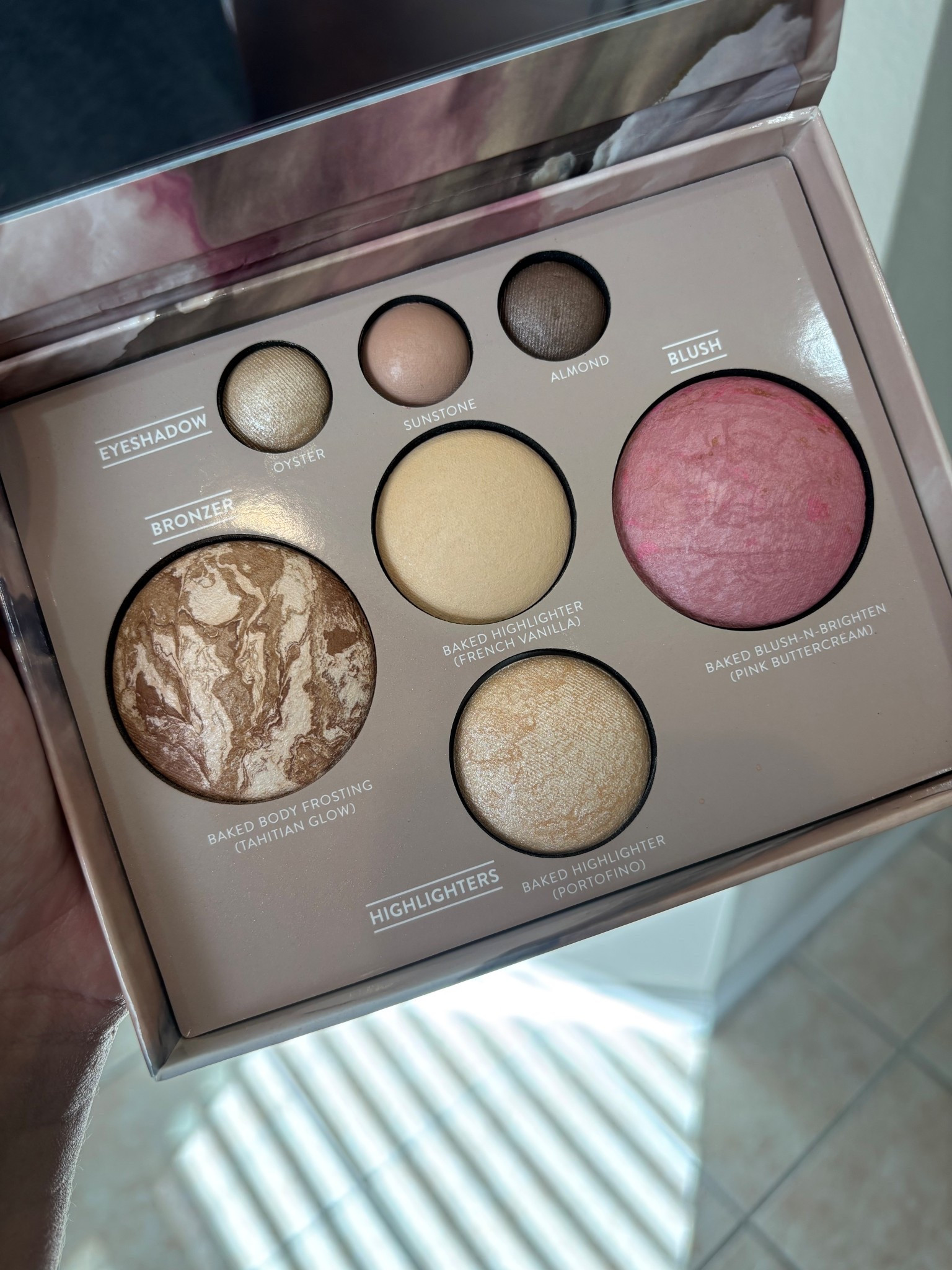 Just got this new palette in & I’m loving the shades 💗🫶🏻

#LTKStyleTip #LTKBeauty