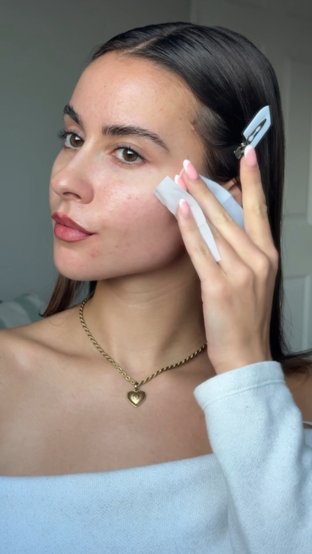 clinical results at-home 🫧

using the @drdennisgross alpha beta ultra gentle daily peel 🧖🏼‍♀️ just two steps to:

- help smooth fine lines 
- minimise the look of pores 
- improve the appearance of uneven tone and texture

available @spacenk 🤍

#chemicalpeel #skincare #drdennisgross #acnescars #athomefacial 

#LTKeurope #LTKbeauty #LTKuk