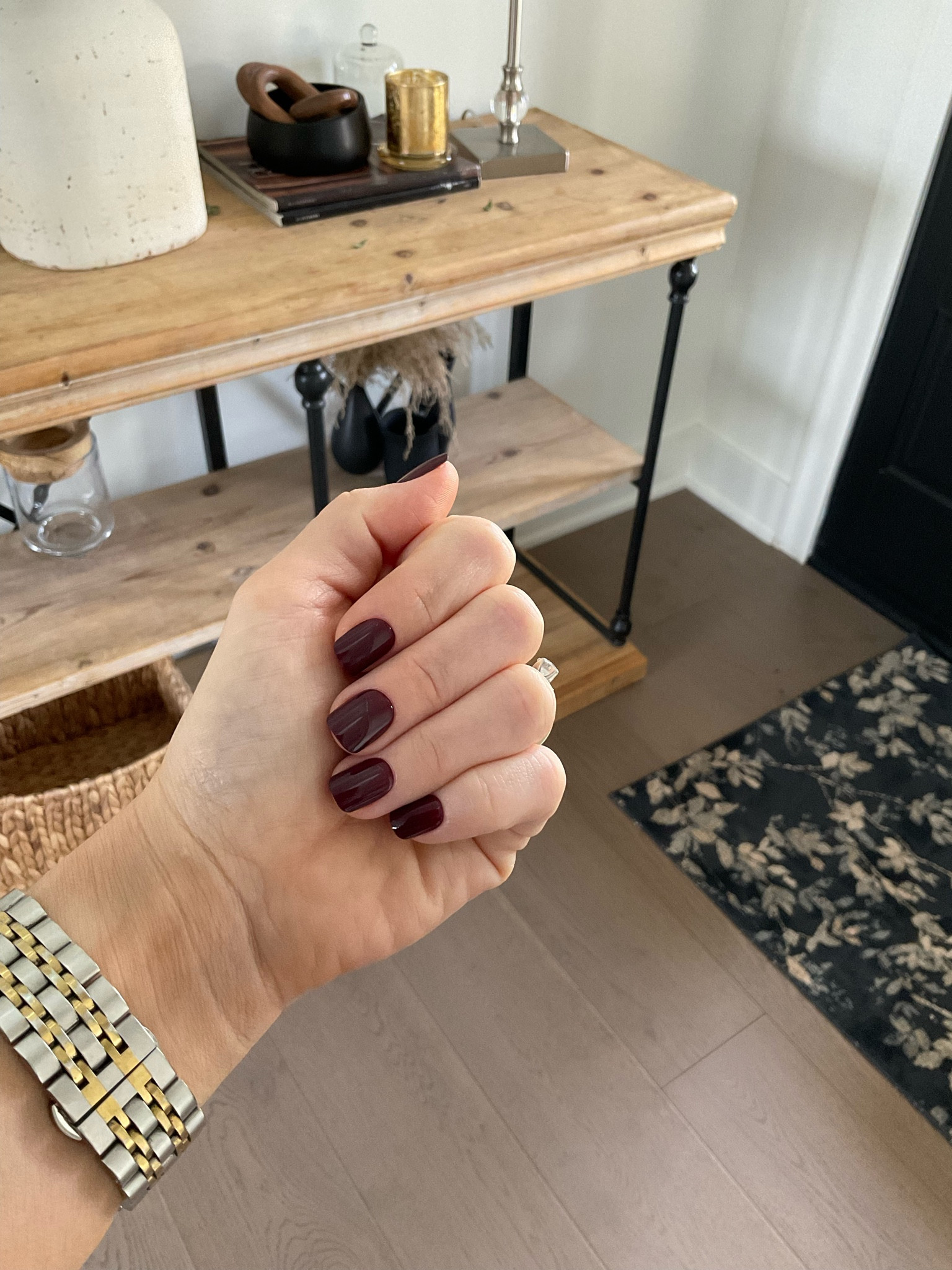 These are gorgeous, cause no damage, last over a week, AND cost less than $10!

#LTKbeauty