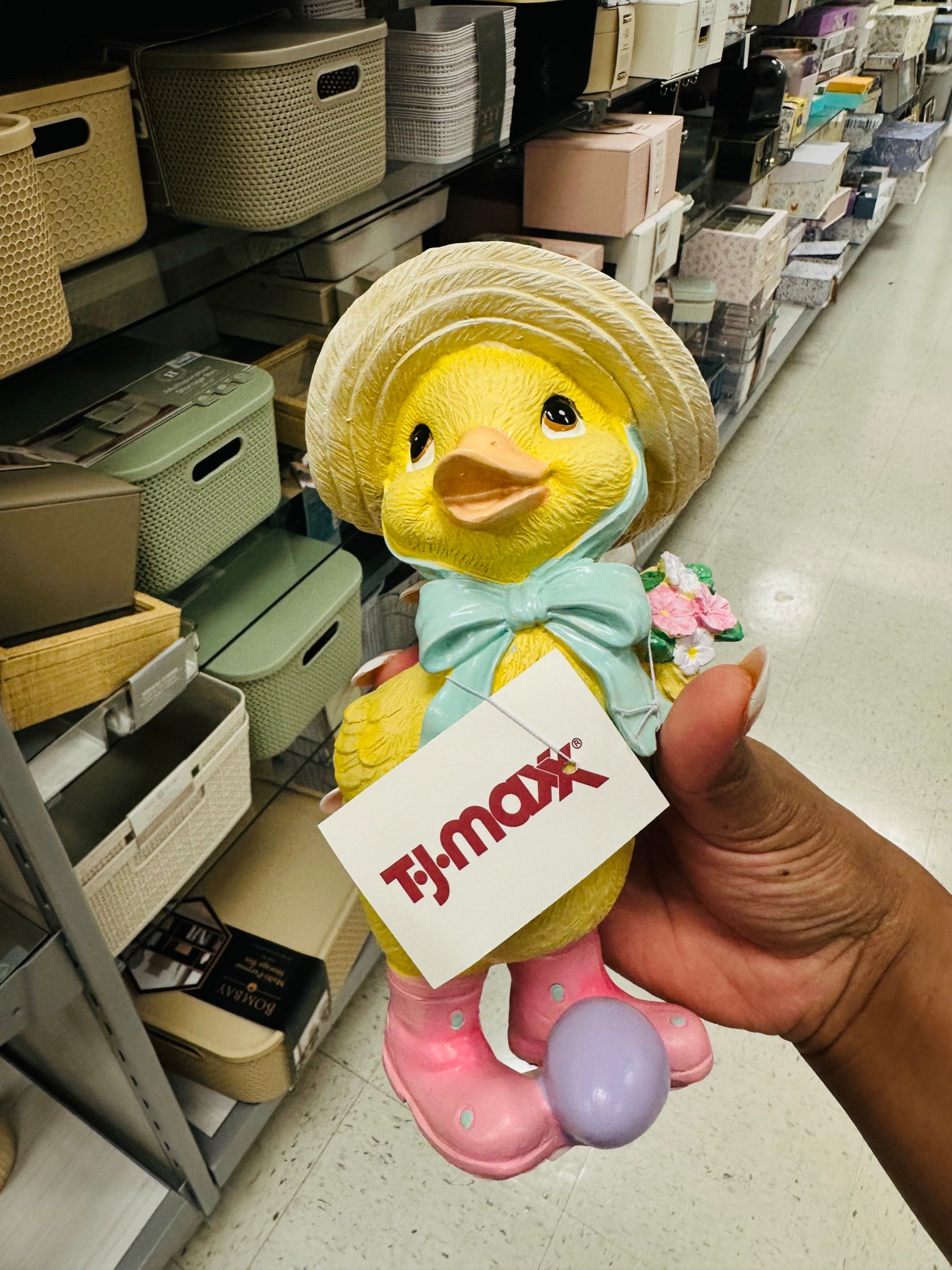 The cutest little chick statue! 

#LTKHome