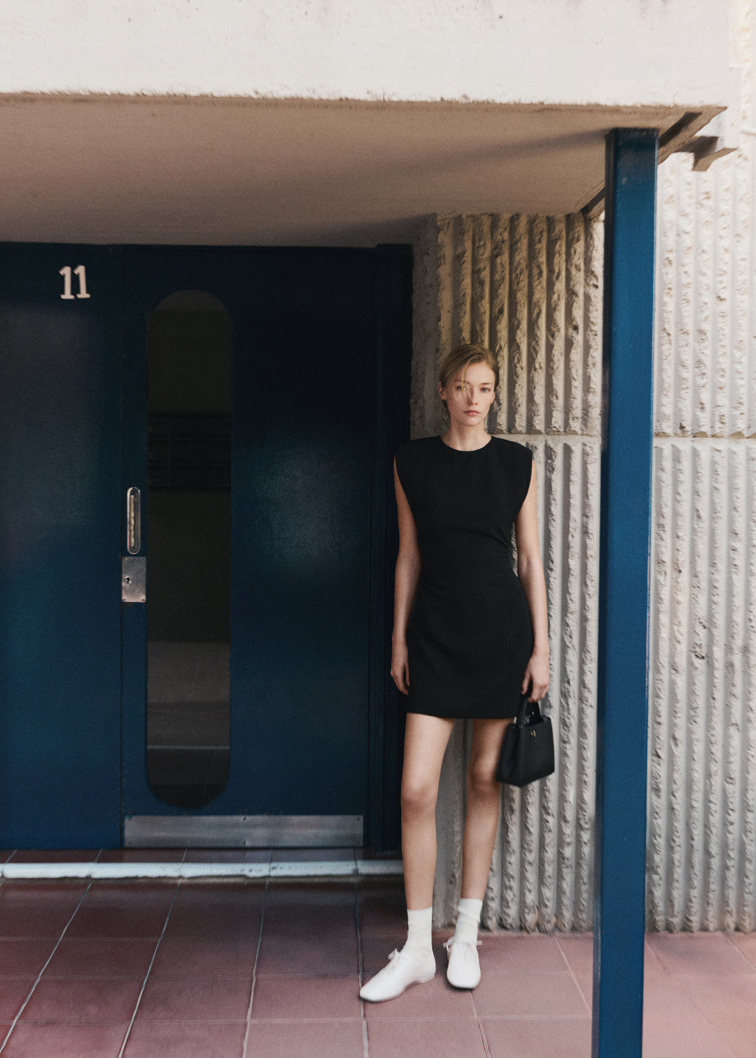 Mini shopper bag with metallic detail | MANGO (UK)