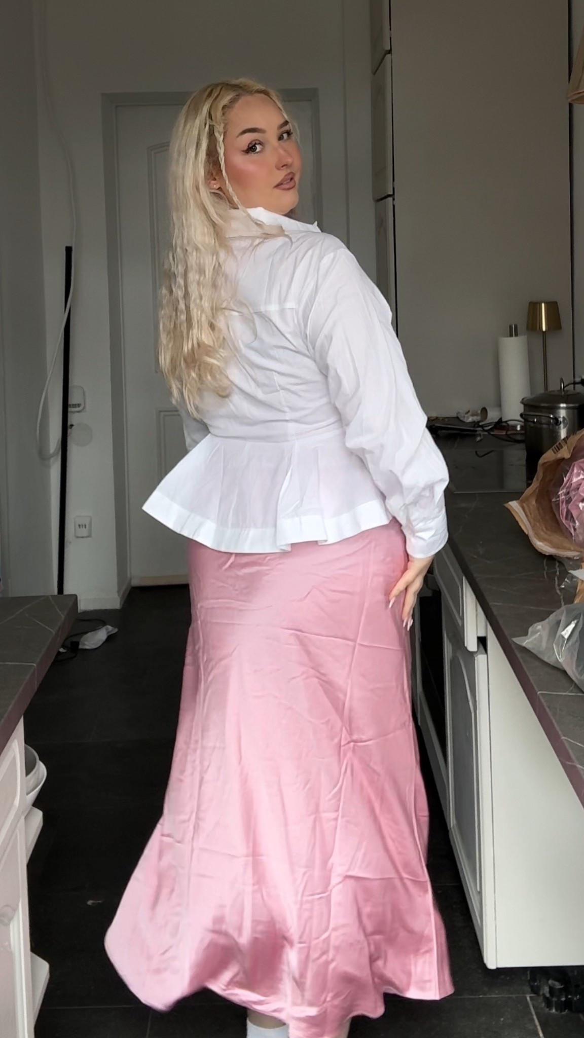Rosa Satin Rock in Größe L, perfekt für den Frühling. 

#LTKdeutschland #LTKplussize #LTKmidsize