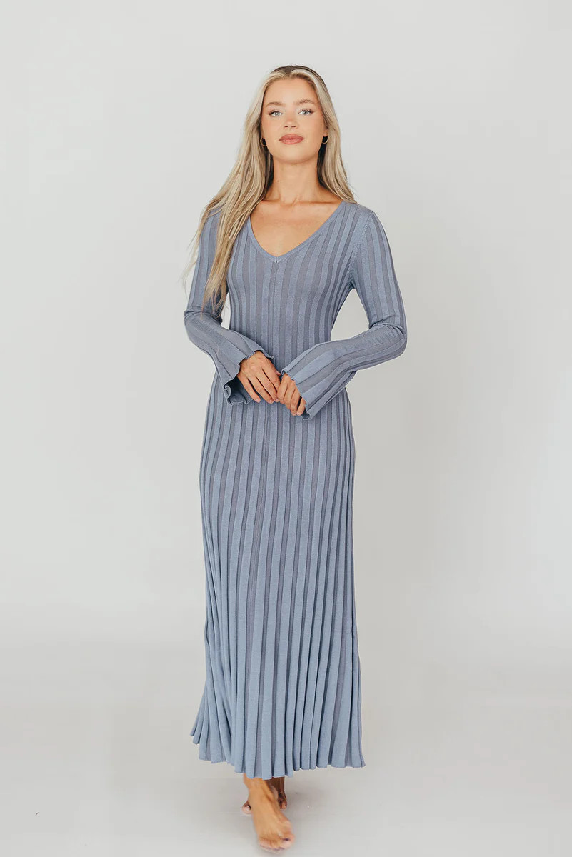 Hadley Long Sleeve V-Neck Knit Maxi Dress in Dusty Blue | Worth Collective