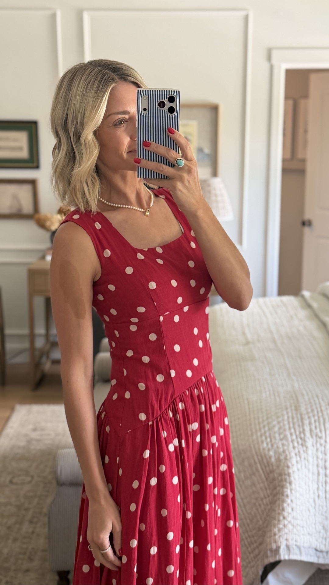I literally stopped a woman to ask where this dress was from. It’s from Bohme but sold out,so I’m linking a few very similar!

#LTKootd #LTKmomlife #LTKOver40