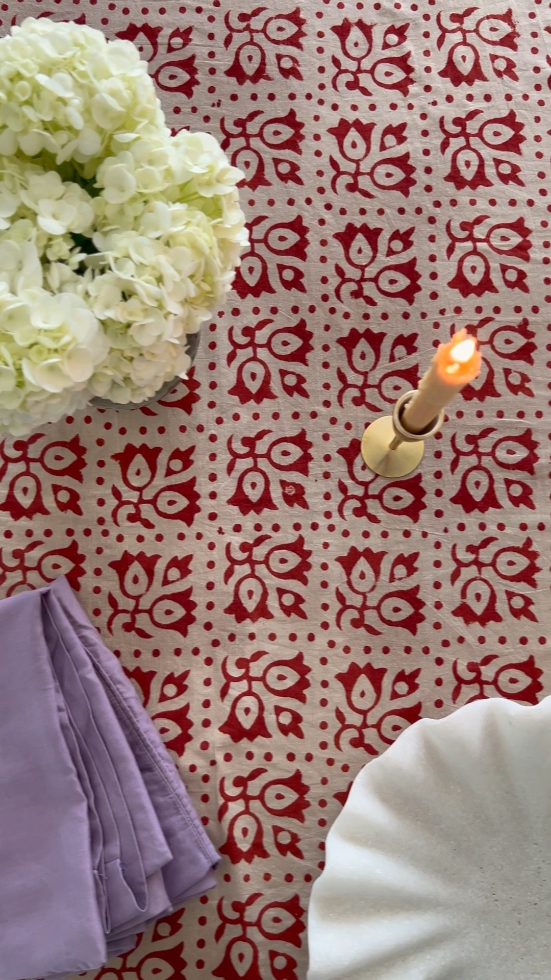 I’m in my tablecloth era! 🤗 Since refinishing the table I’ve been doing more tablecloths just as a way to help protect it from the wrath of a 3 yr old.

Though I’m definitely not above throwing raw cut yardage in as a tablecloth, i wanted to be able to wash this one without raveling, so I busted out my sewing machine and hemmed up the edges. 

#handmademodernhome 

#LTKhome