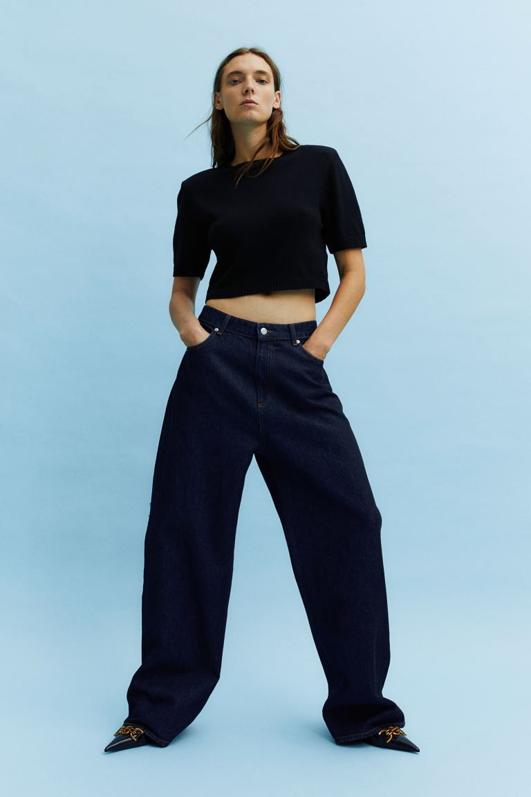 Top in maglia con spalle imbottite - Nero - DONNA | H&M IT | H&M (FR, IT, ES, PT, BE)