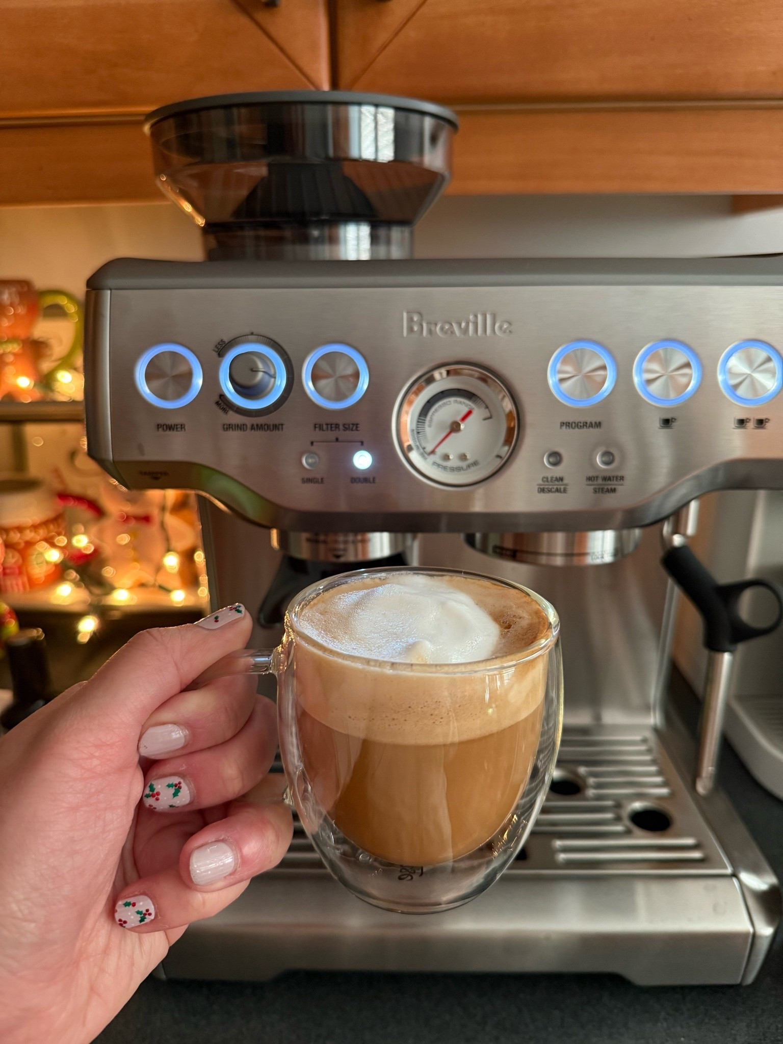 Amazon prime deal day! This espresso machine has been one my top favorite purchases! I love making lattes at home @breville